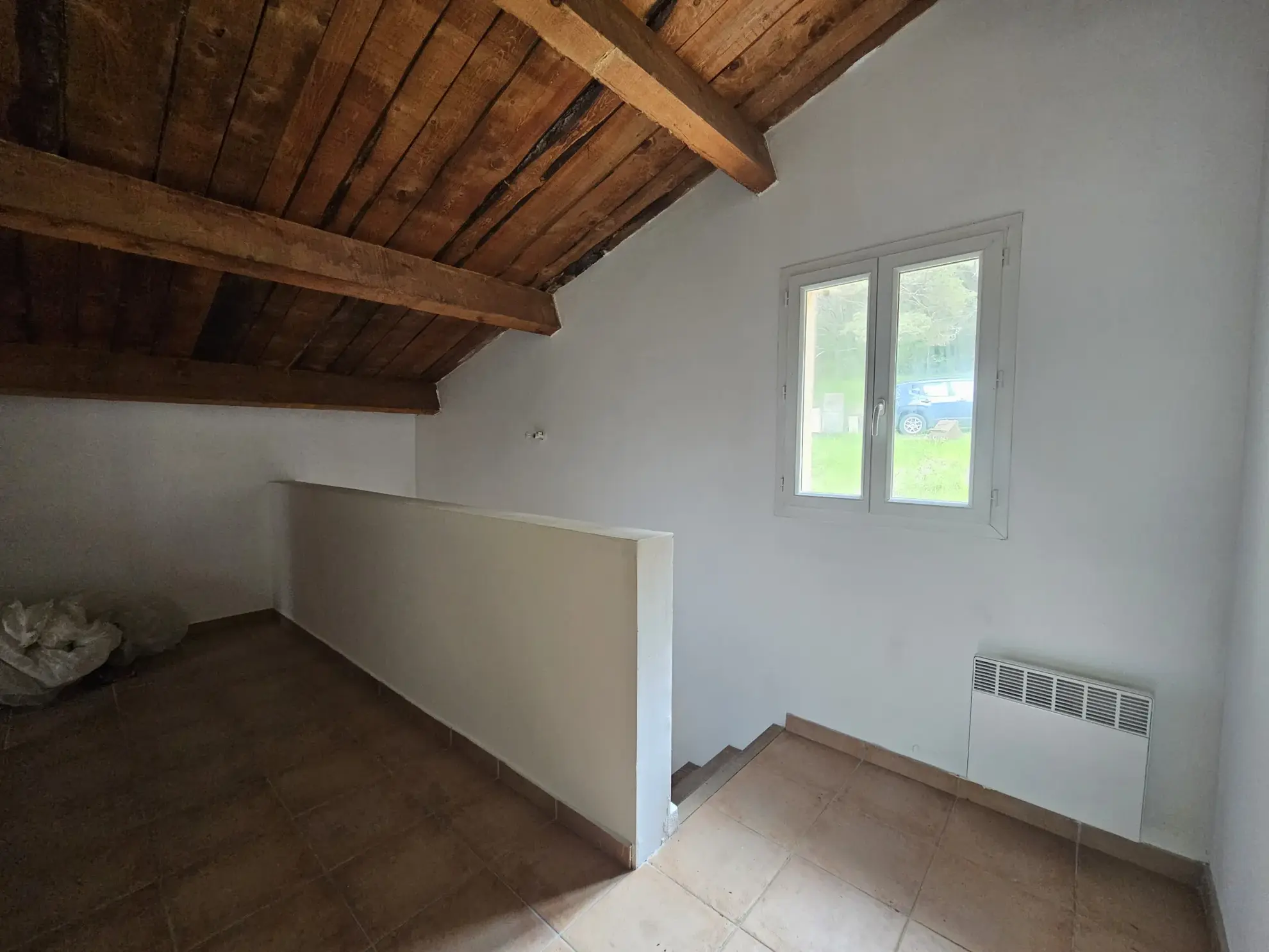 Maison de montagne à vendre à Caille avec terrain de 1200m² et vue dégagée 