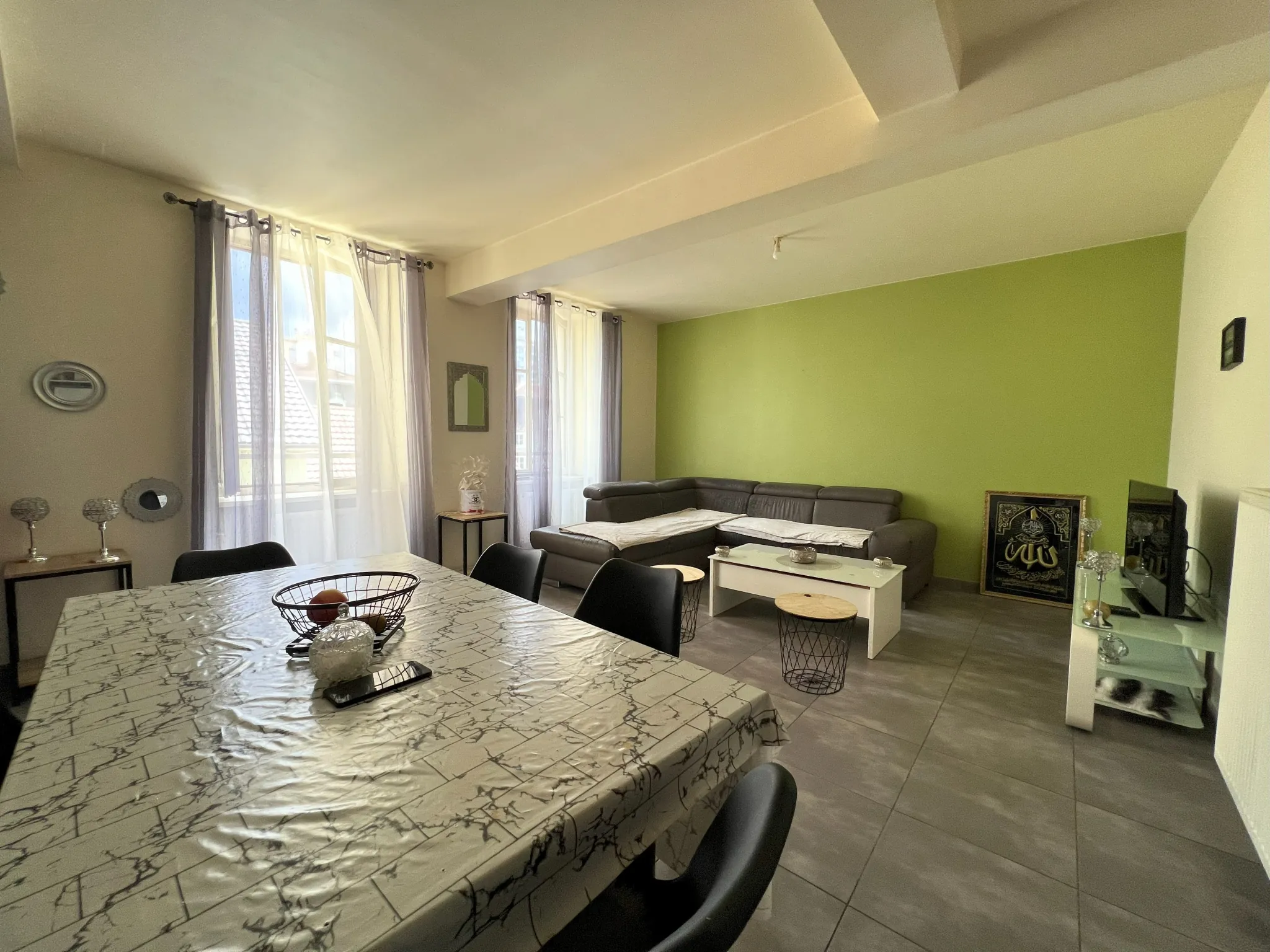 Appartement F3 rénové à Mulhouse, excellent rendement locatif de 6,27 % 