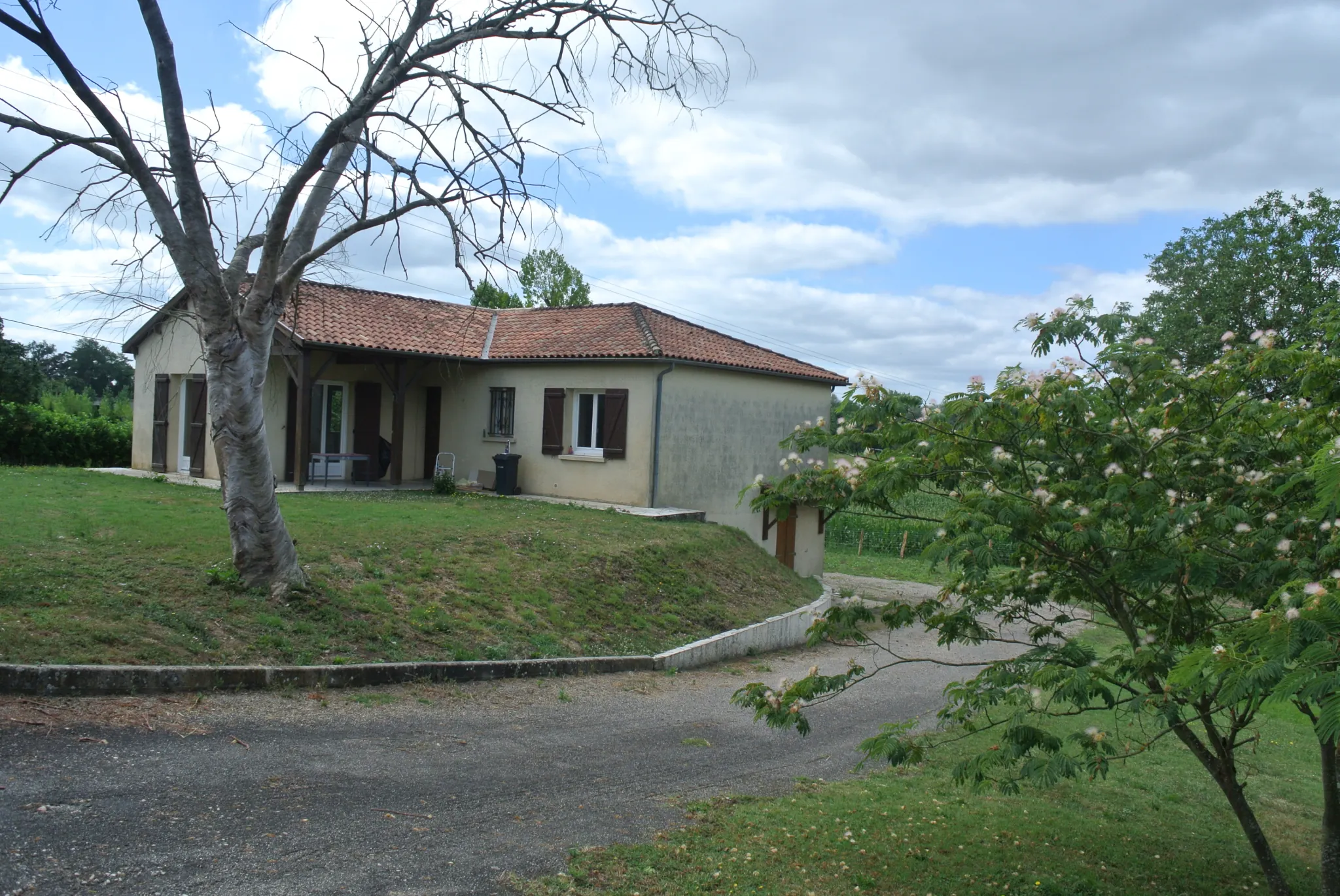 Maison rénovée avec potentiel d’extension à Marmande, proche centre et commerces 