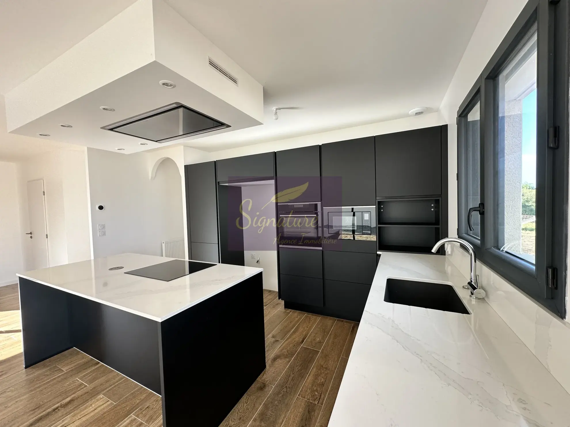 Maison neuve de plain-pied à La Suze-sur-Sarthe - 3 chambres, terrasse, garage