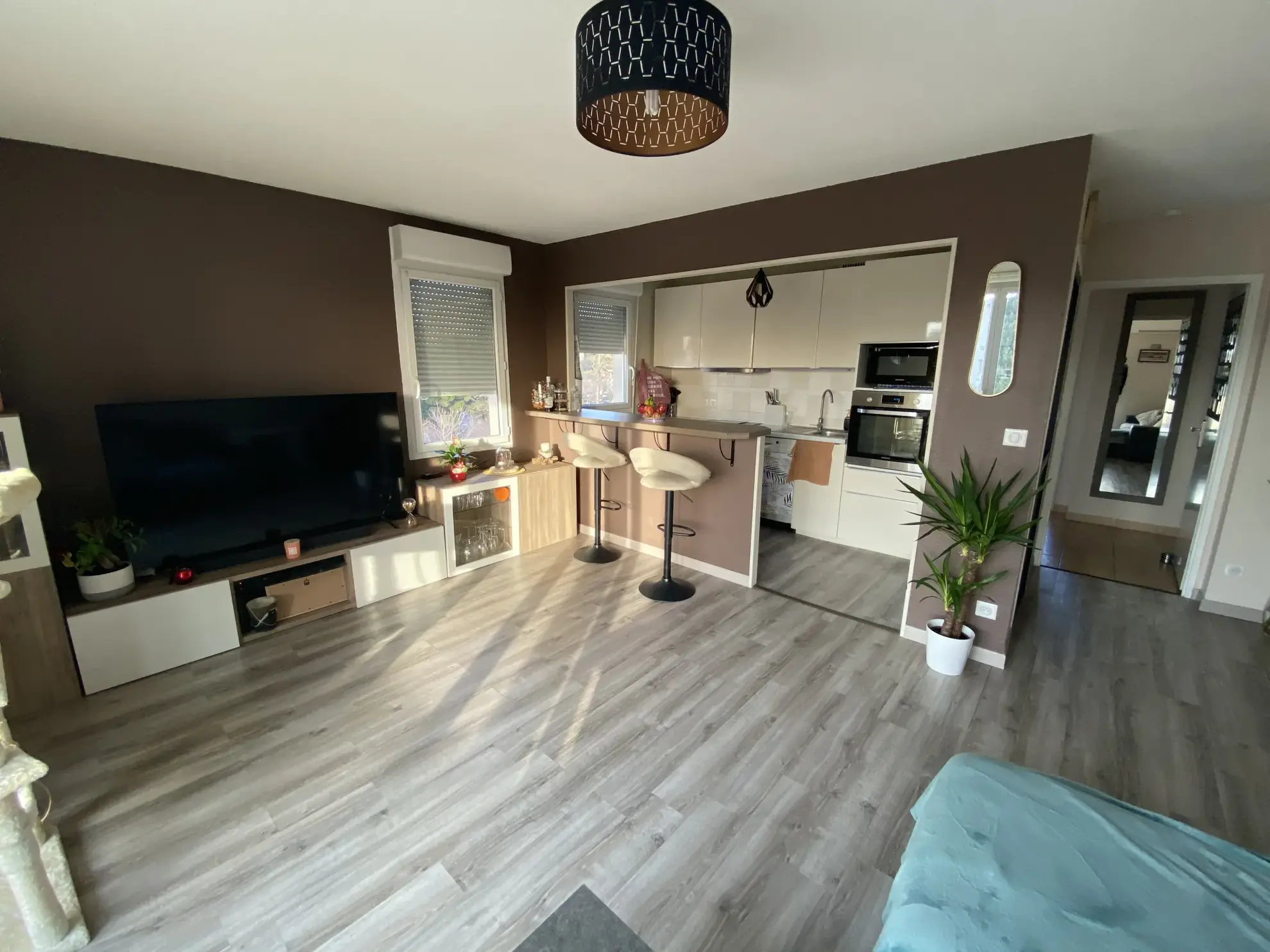 Appartement T3 lumineux avec terrasse à Marseille Chutes Lavie 