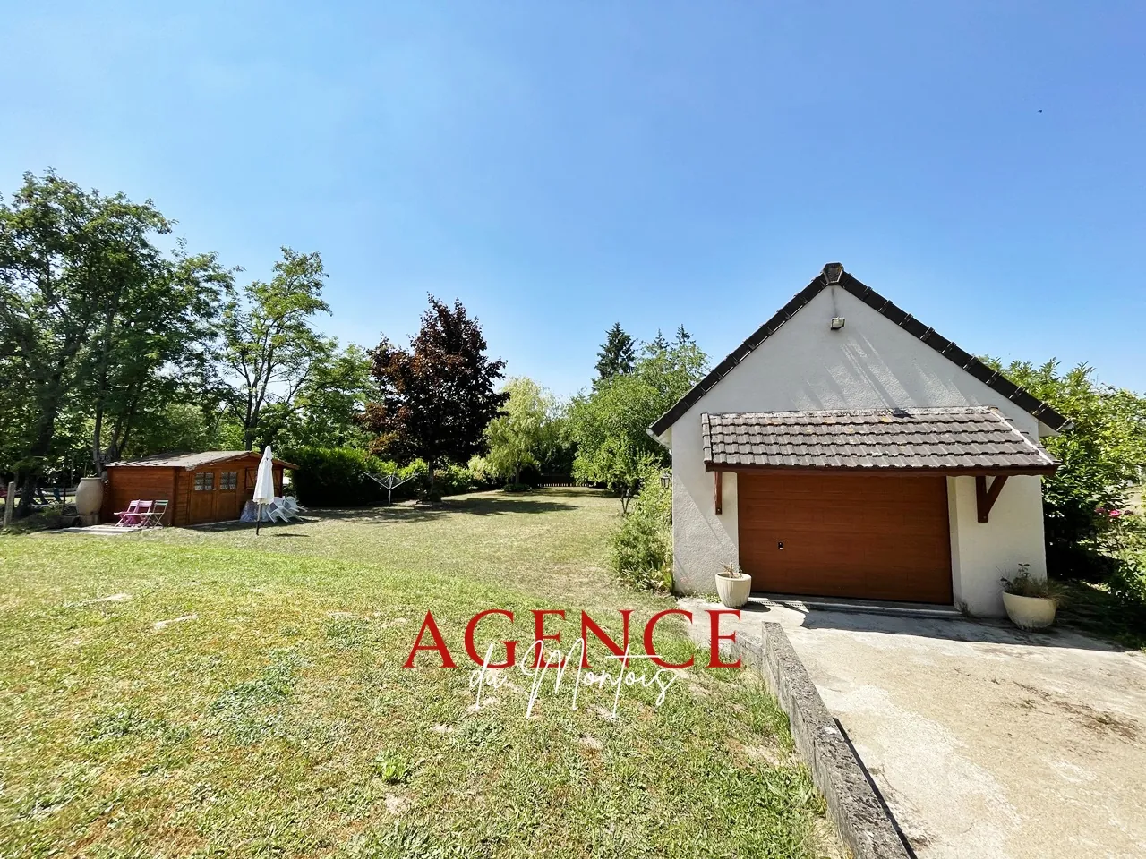 Maison indépendante avec jardin à Bray-sur-Seine, 1987, 4 chambres, garage, secteur calme 