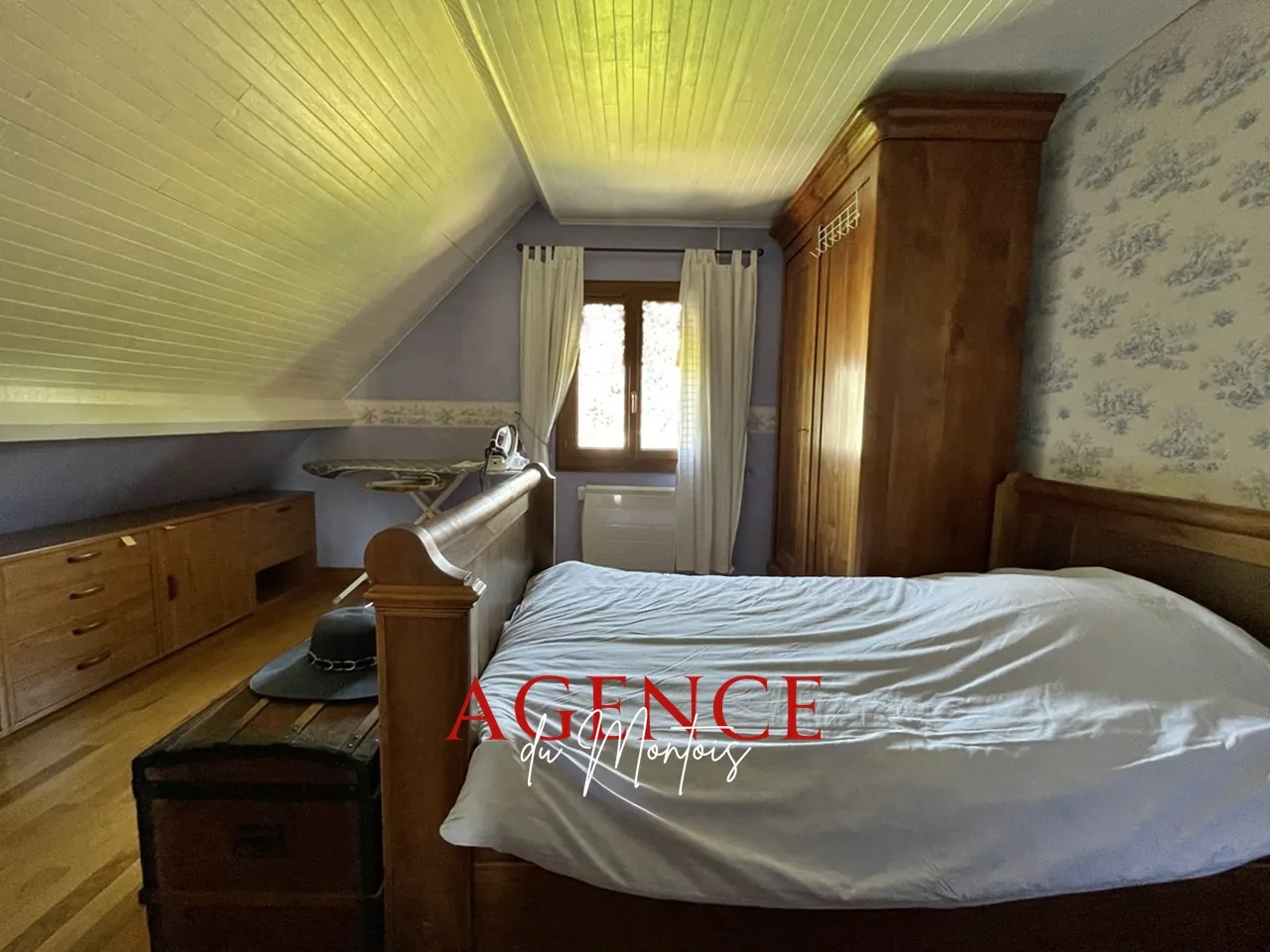 Maison indépendante avec jardin à Bray-sur-Seine, 1987, 4 chambres, garage, secteur calme 