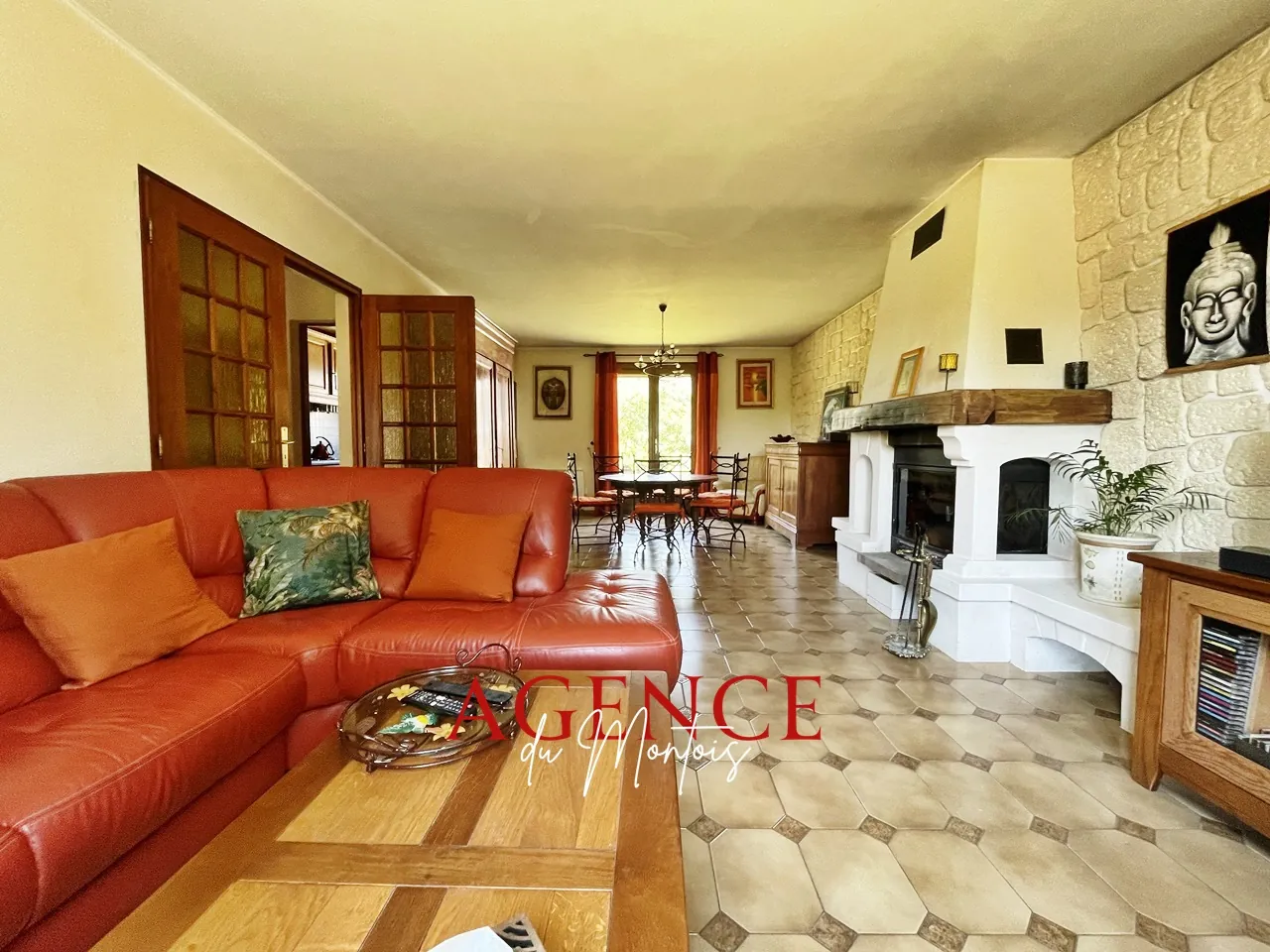 Maison indépendante avec jardin à Bray-sur-Seine, 1987, 4 chambres, garage, secteur calme 