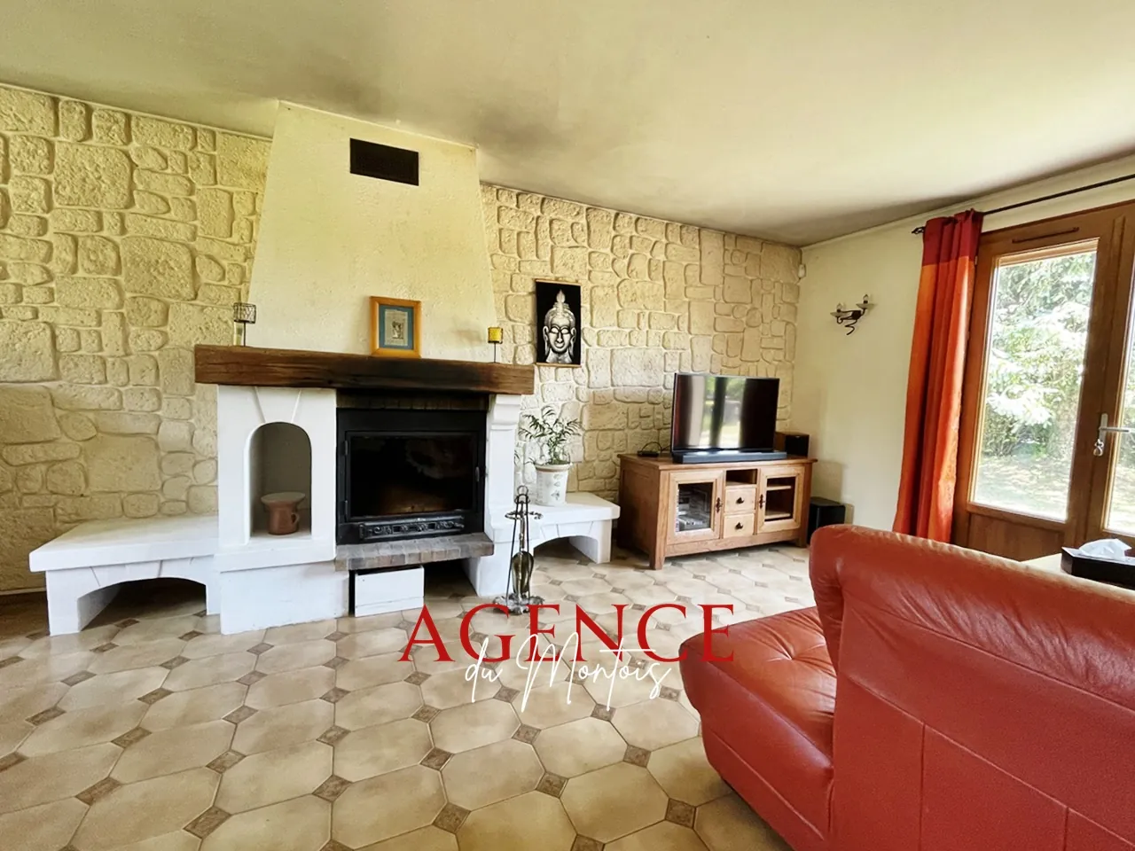 Maison indépendante avec jardin à Bray-sur-Seine, 1987, 4 chambres, garage, secteur calme 