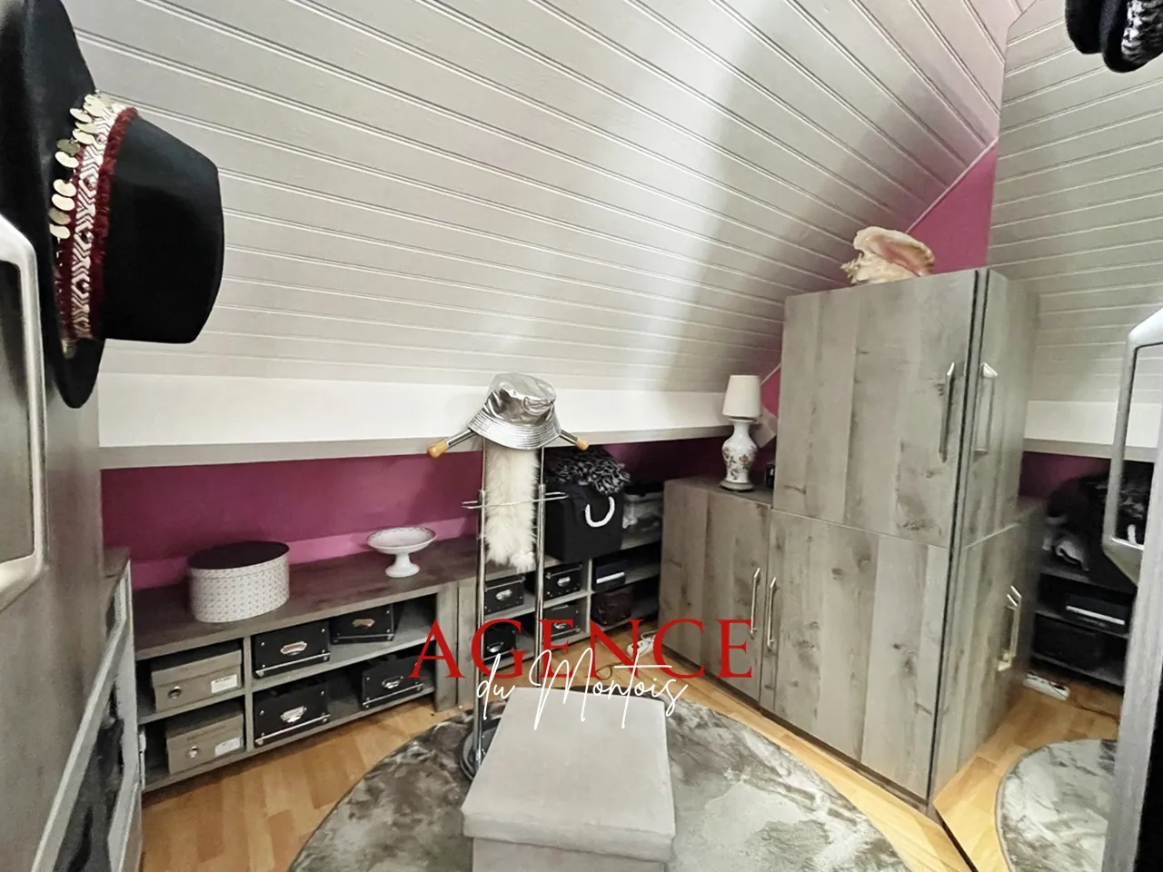 Maison indépendante avec jardin à Bray-sur-Seine, 1987, 4 chambres, garage, secteur calme 