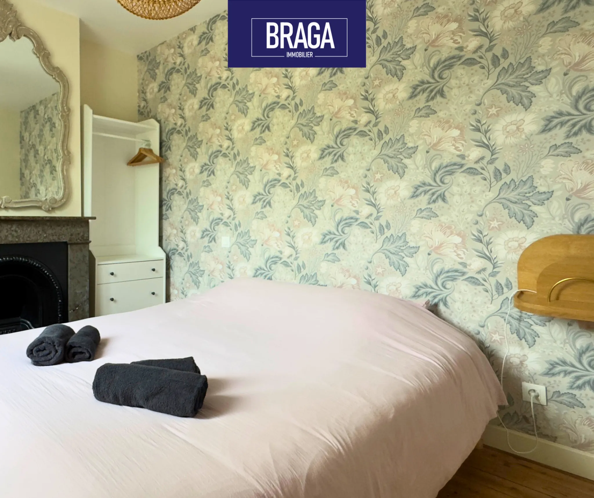 Maison de caractère rénovée face aux Remparts à Boulogne-sur-Mer – 75 m2 avec terrasse 