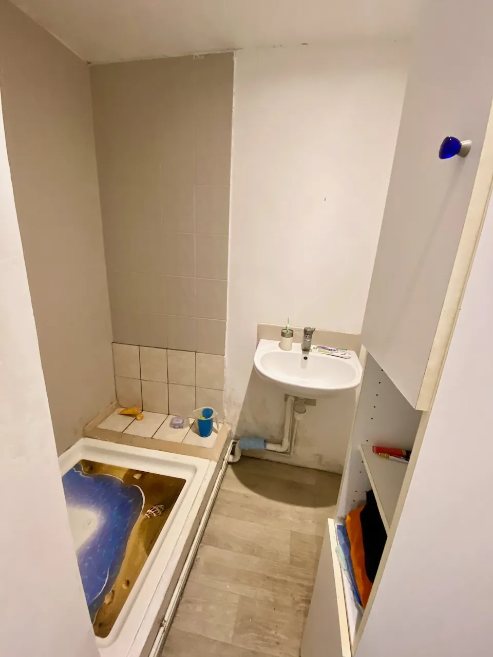 Maison semi-individuelle avec studio à Maubeuge, proche des commodités 