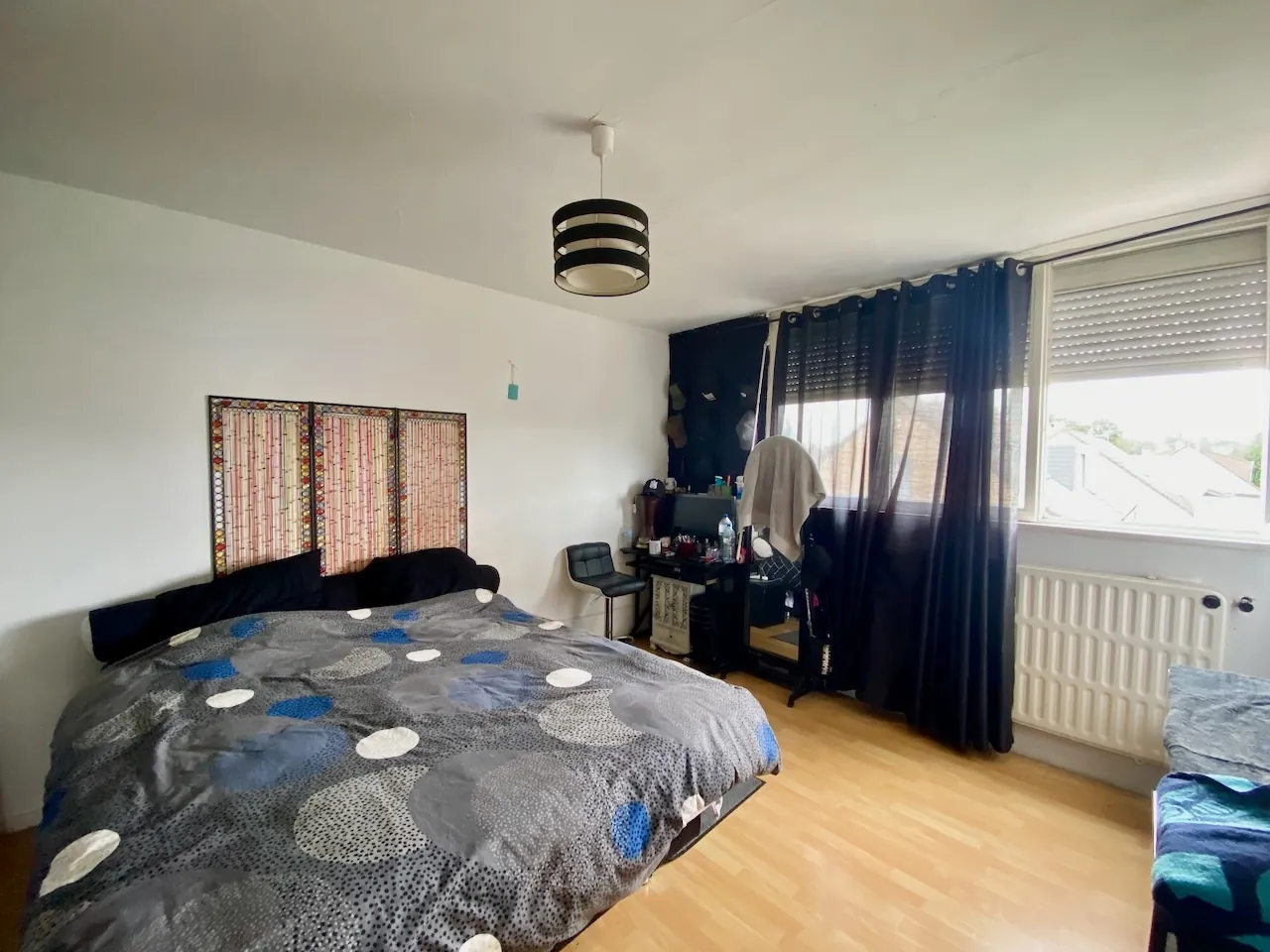 Maison semi-individuelle avec studio à Maubeuge, proche des commodités 