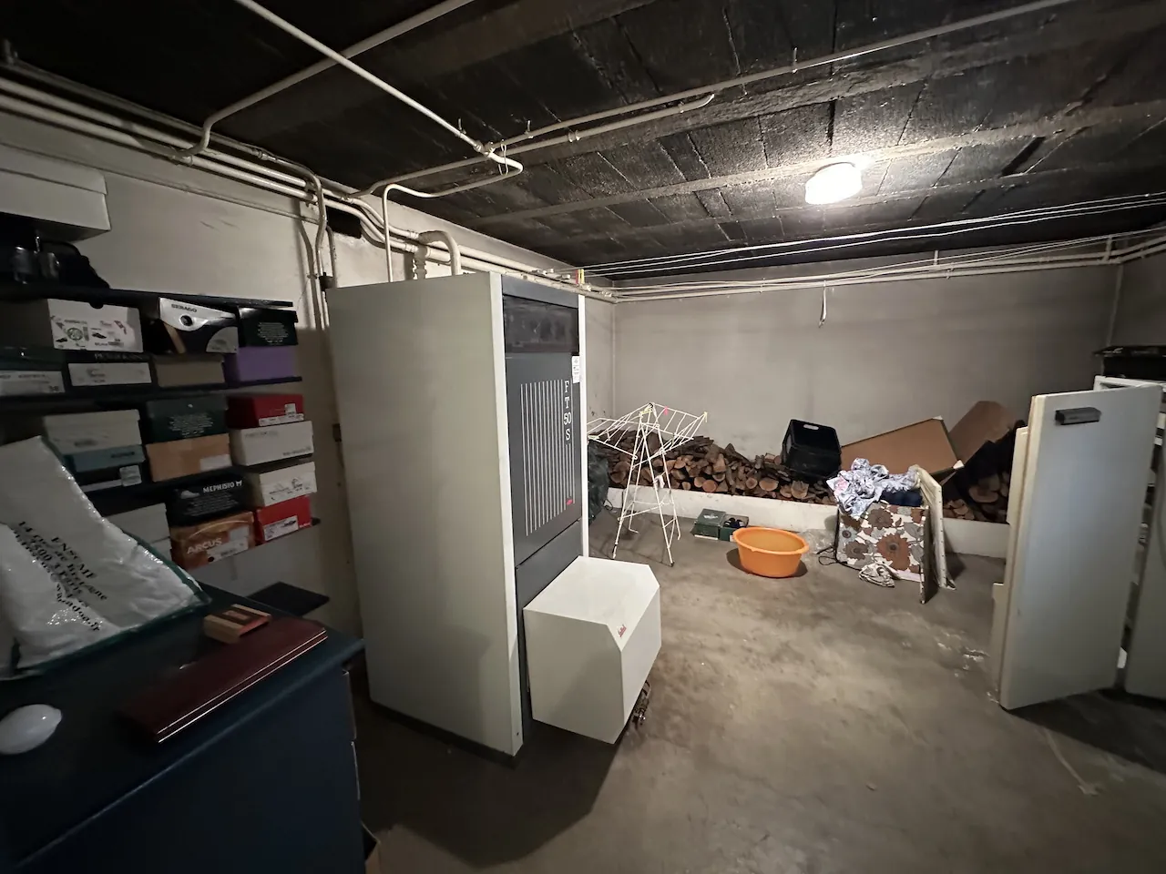 A vendre maison traditionnelle de 1973 à Marcigny avec sous-sol et terrasse 