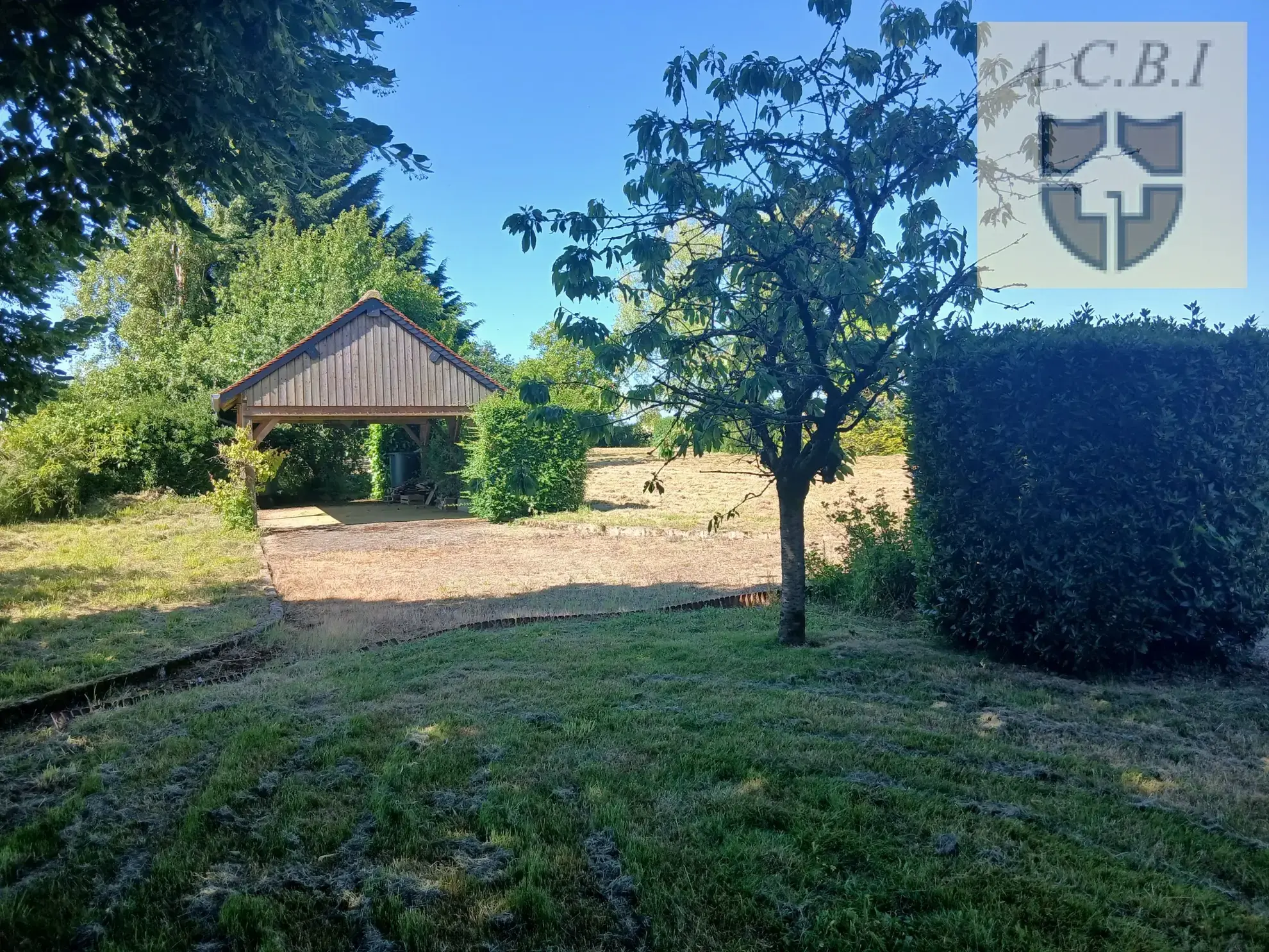 Maison de campagne avec piscine à vendre près de Vendôme, 130 m² 