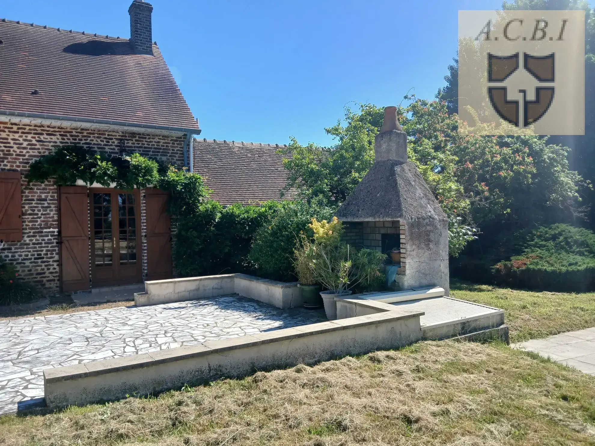 Maison de campagne avec piscine à vendre près de Vendôme, 130 m² 