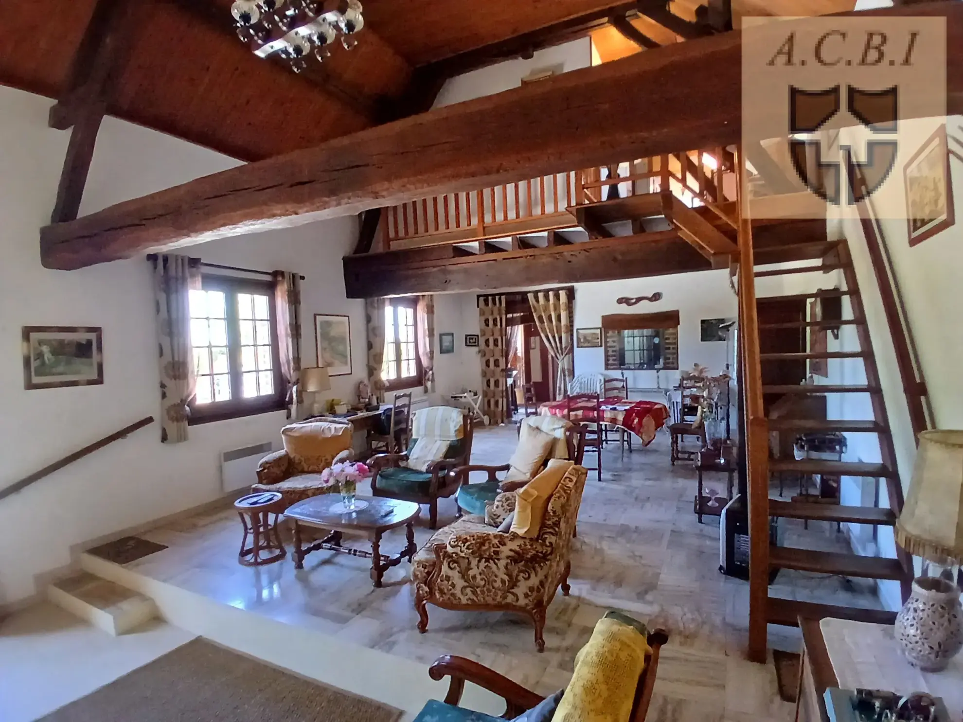 Maison de campagne avec piscine à vendre près de Vendôme, 130 m² 