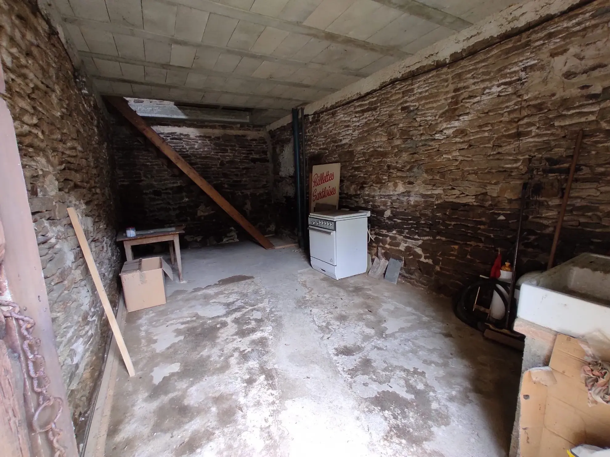 Maison de 95 m² avec grange et terrain en Normandie 