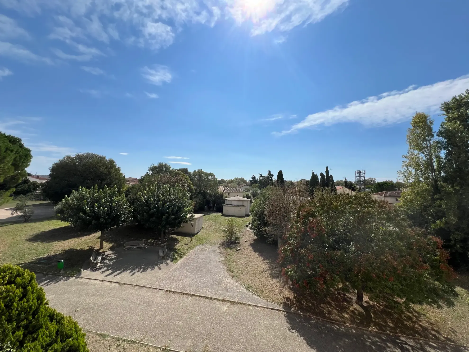 Appartement 85 m2 à vendre à Orange avec 3 chambres et balcon 