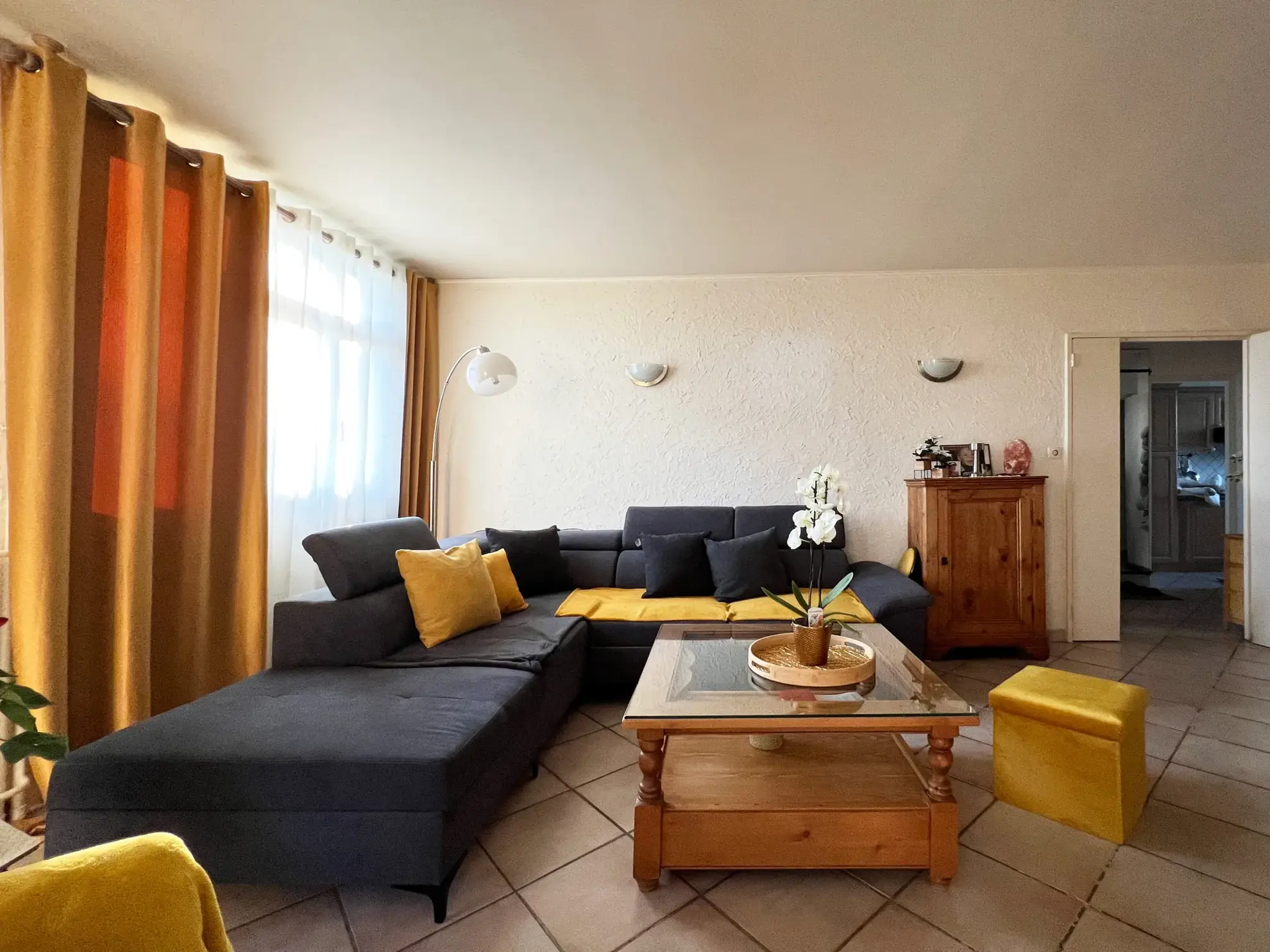 Appartement 85 m2 à vendre à Orange avec 3 chambres et balcon 