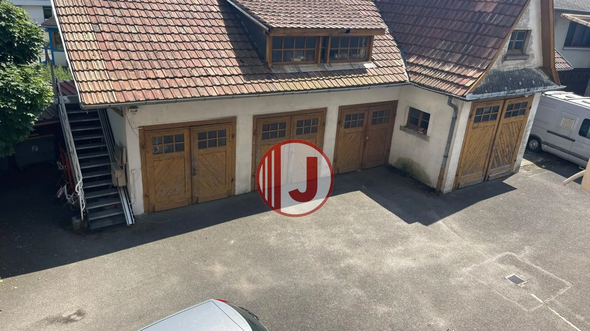 Appartement spacieux de 144 m² à Mulhouse avec 7 pièces et 5 chambres 