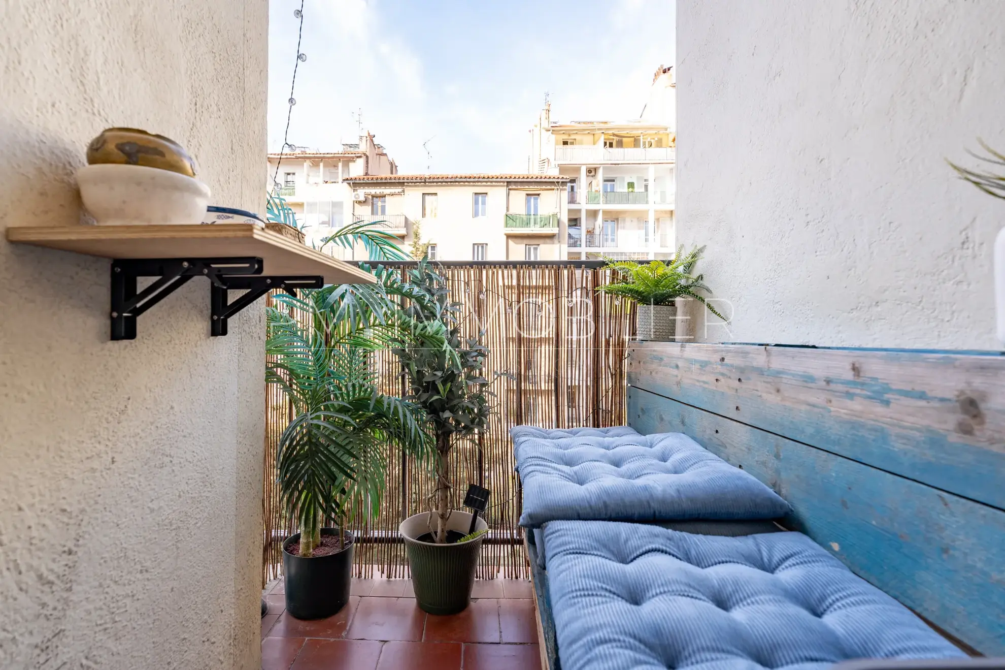 Appartement traversant de 76 m² avec extérieur à Marseille, à deux pas de la place Sébastopol 