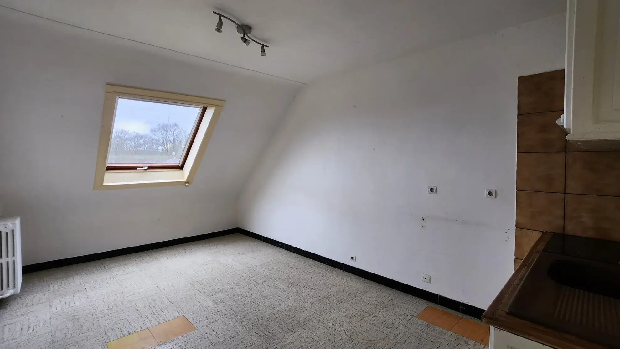 Investissement immobilier à Palaiseau : appartement 2 pièces avec 2 chambres louées 