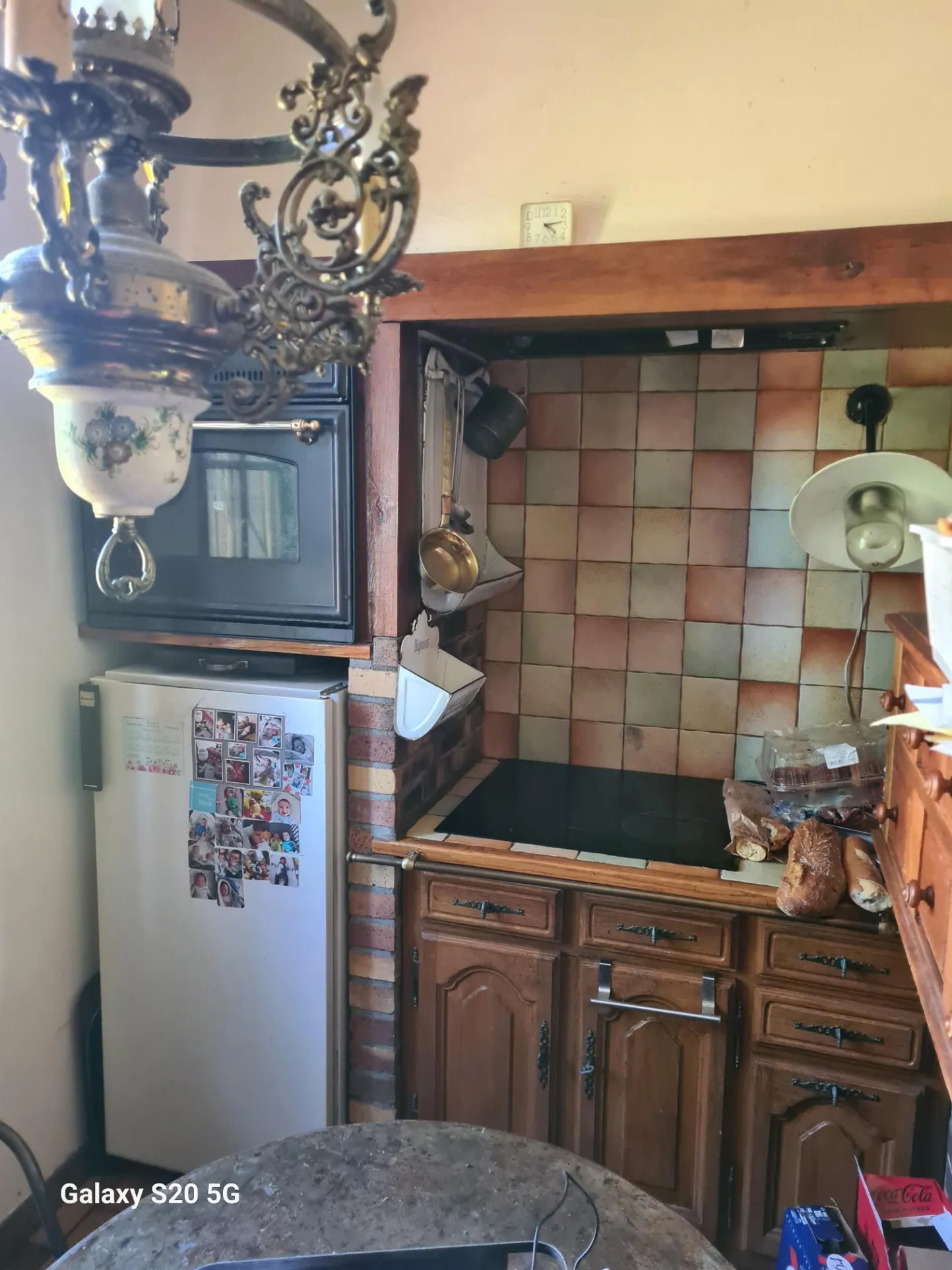 Maison récente avec 4 chambres et jardin clos à Saint Sauves d'Auvergne 