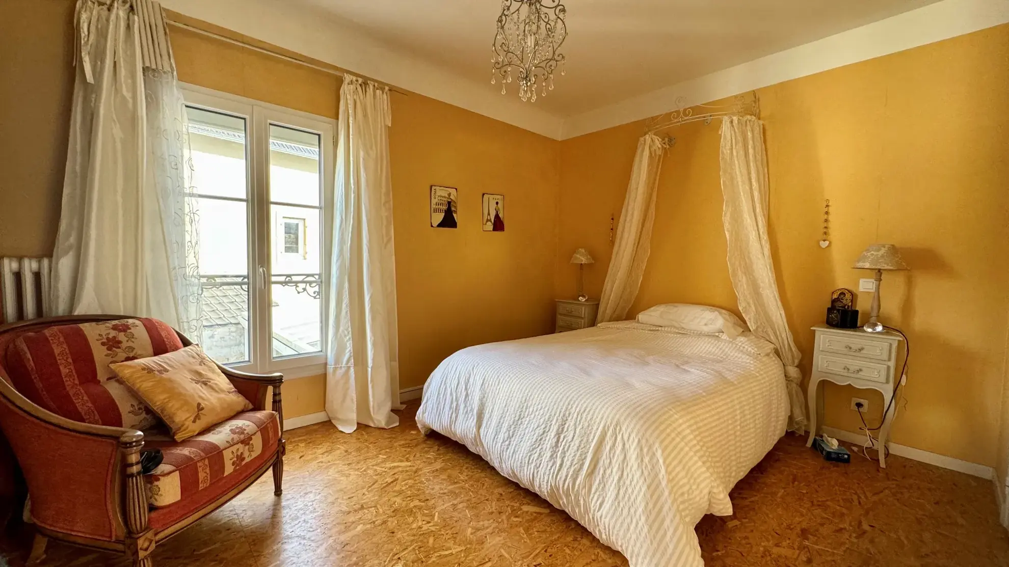 Maison de ville avec véranda lumineuse à Bellerive-sur-Allier 