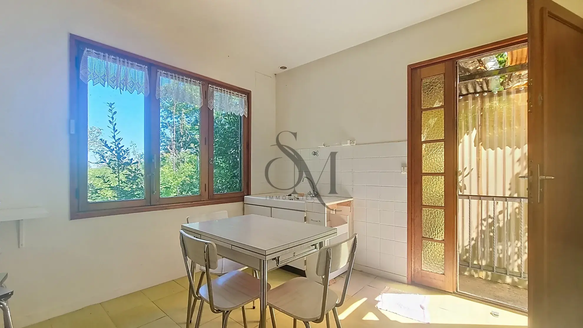 Maison à vendre à Chevannes (45210) avec grand terrain, potentiel de rénovation 