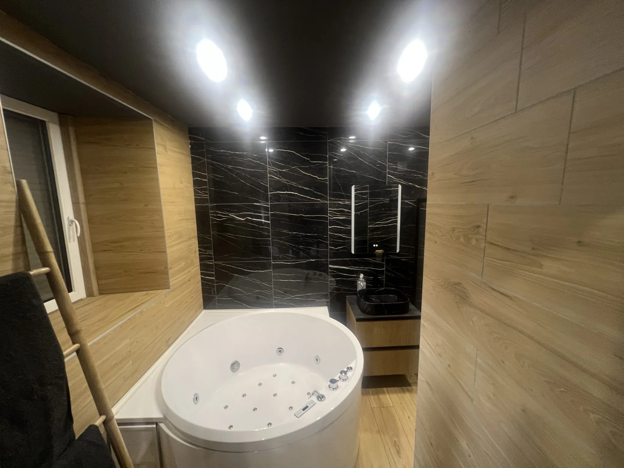 Appartement rénové de 2 pièces à Mulhouse - Investissement ou première résidence 