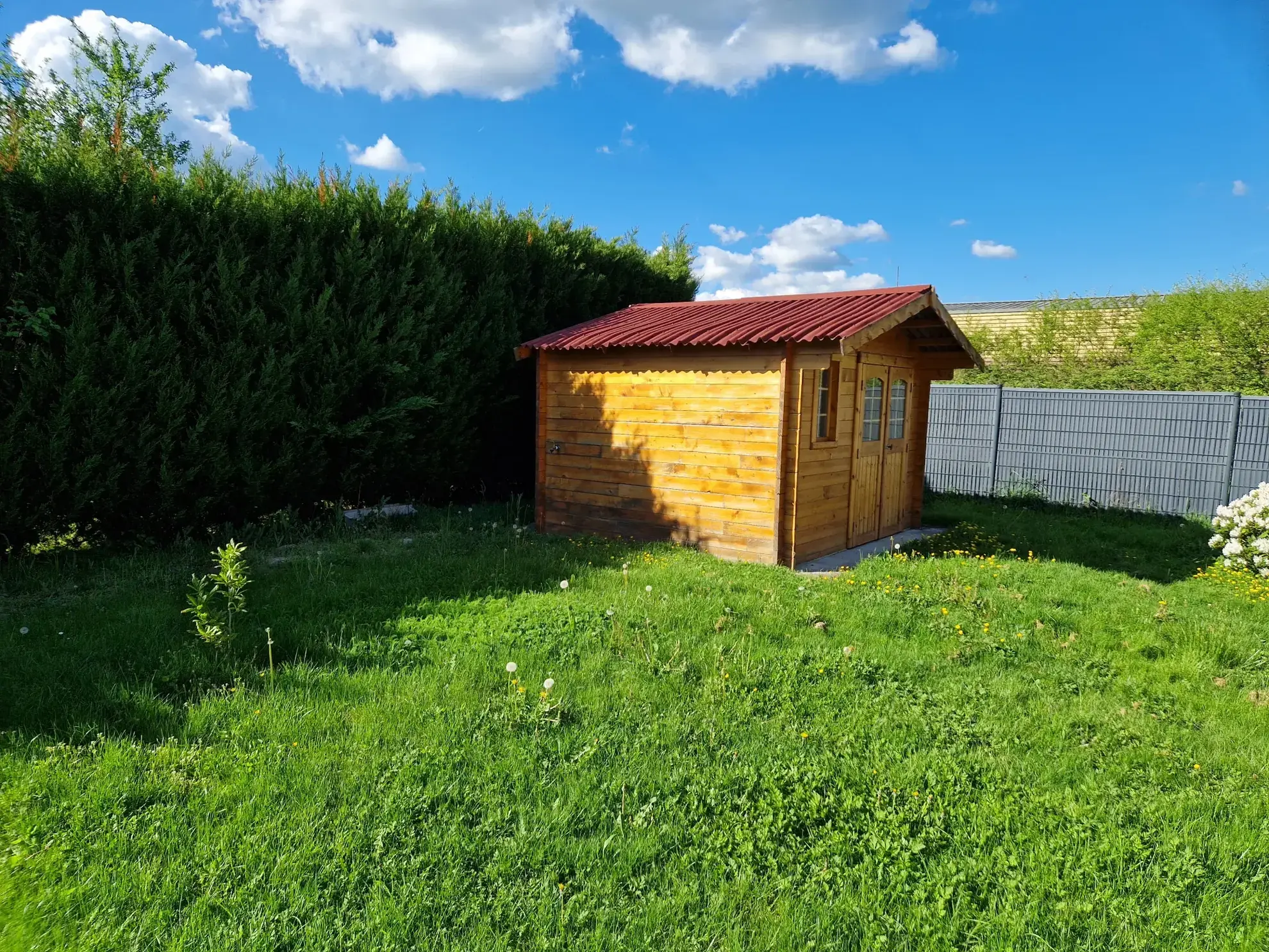 A vendre maison avec piscine à Dracy-Saint-Loup – 3 chambres, accessible PMR 