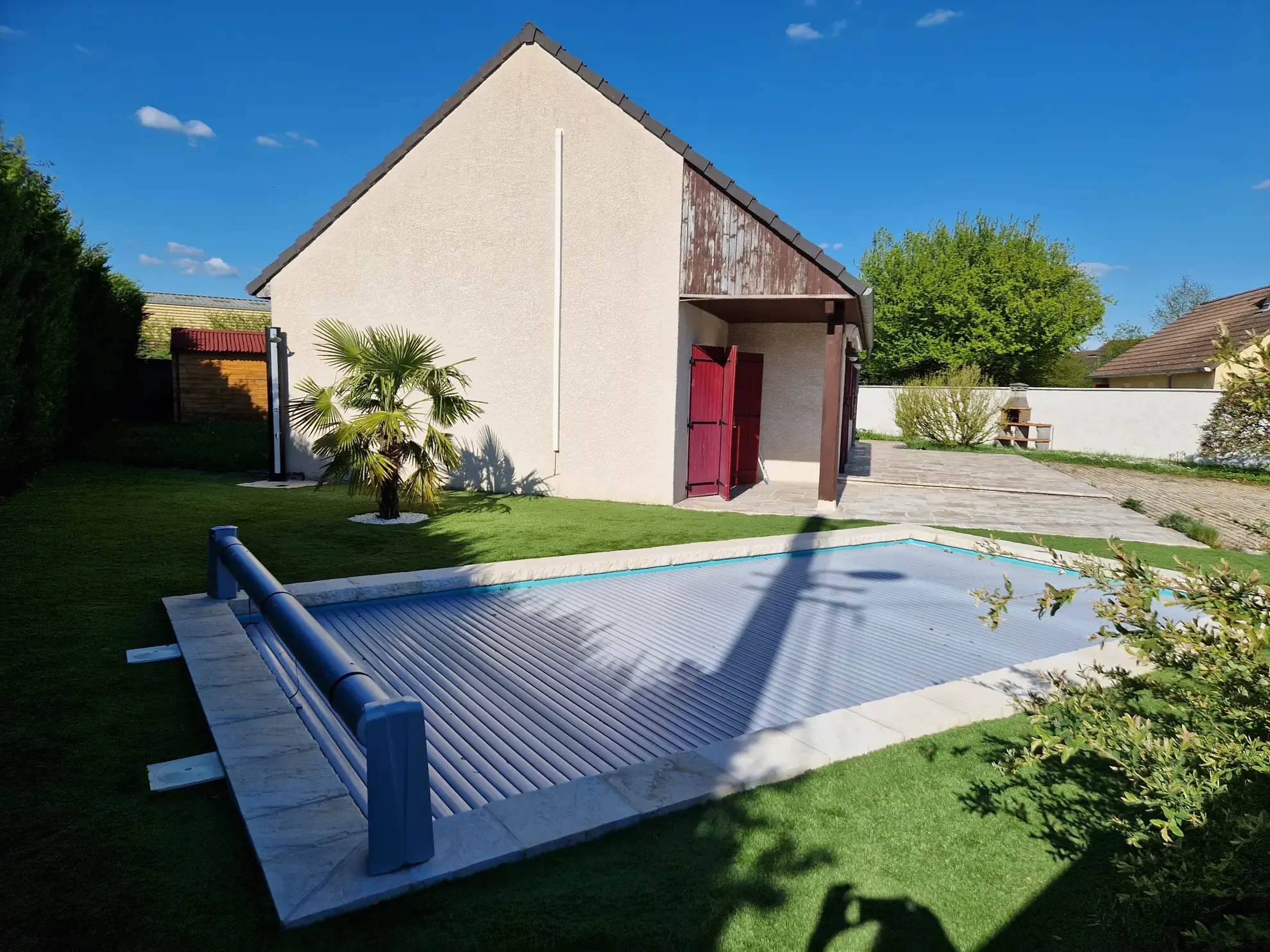 A vendre maison avec piscine à Dracy-Saint-Loup – 3 chambres, accessible PMR 