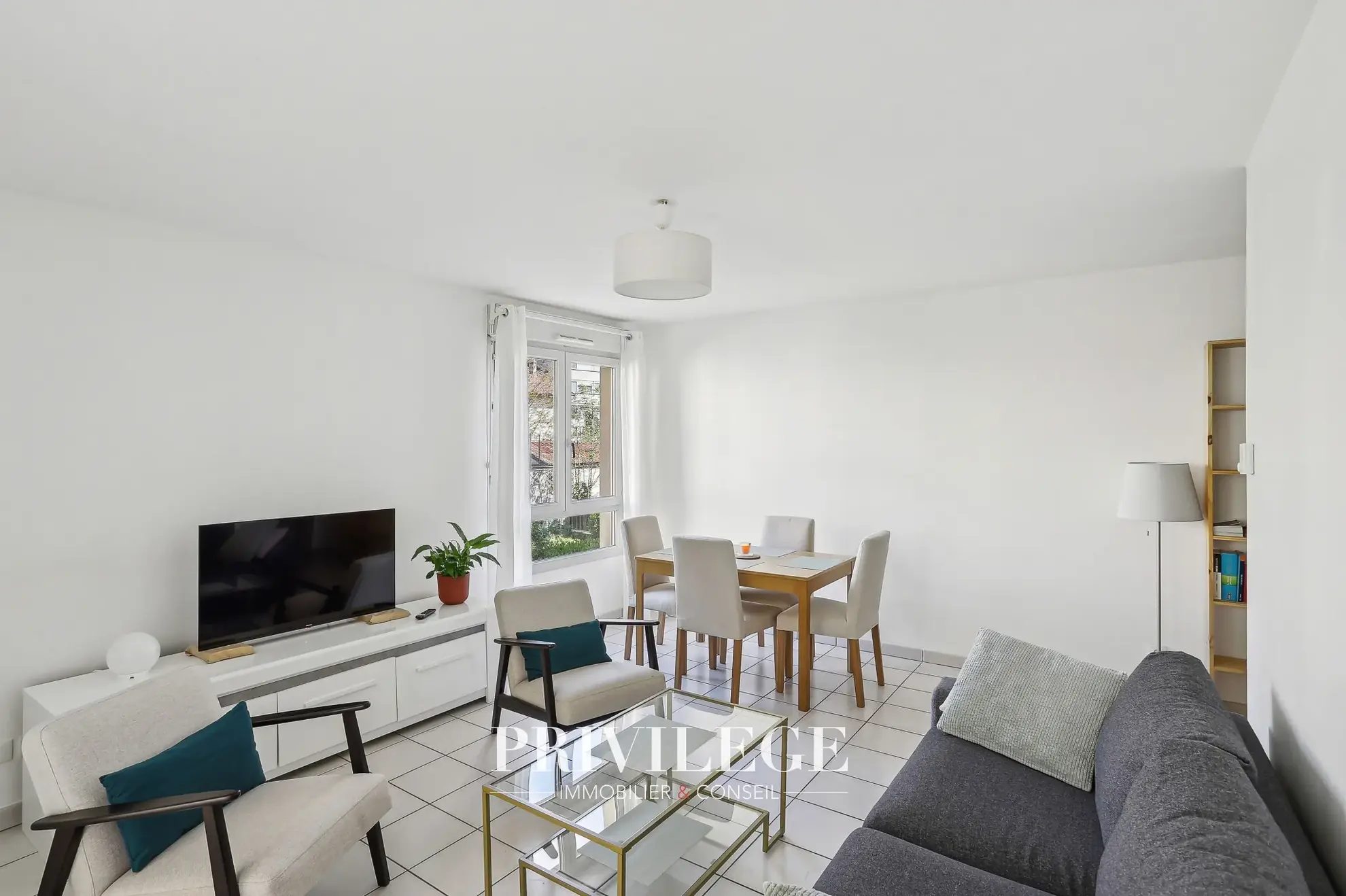 Vente appartement T3 lumineux de 61 m2 à Lyon près de la Part-Dieu 