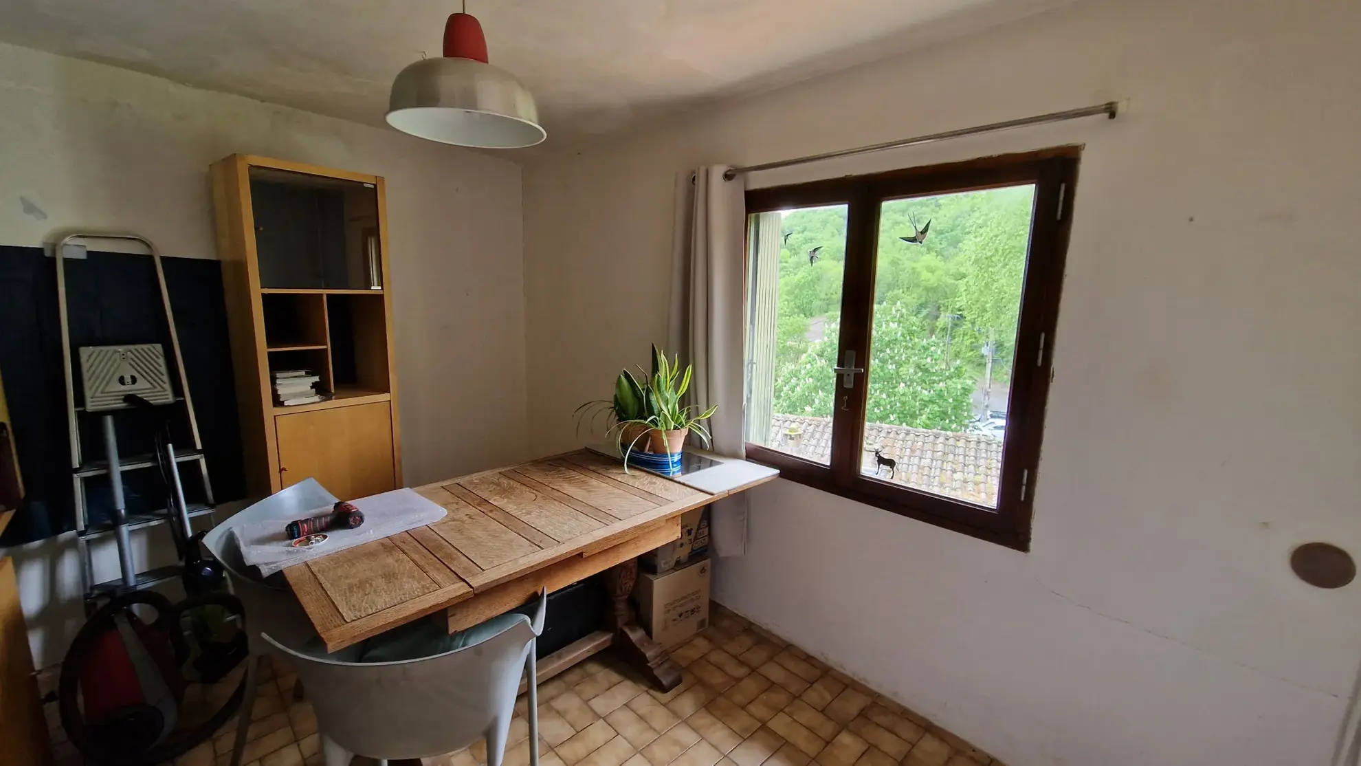 Maison de village à rénover de 107 m2 avec terrasse et cour proche de Lodève 