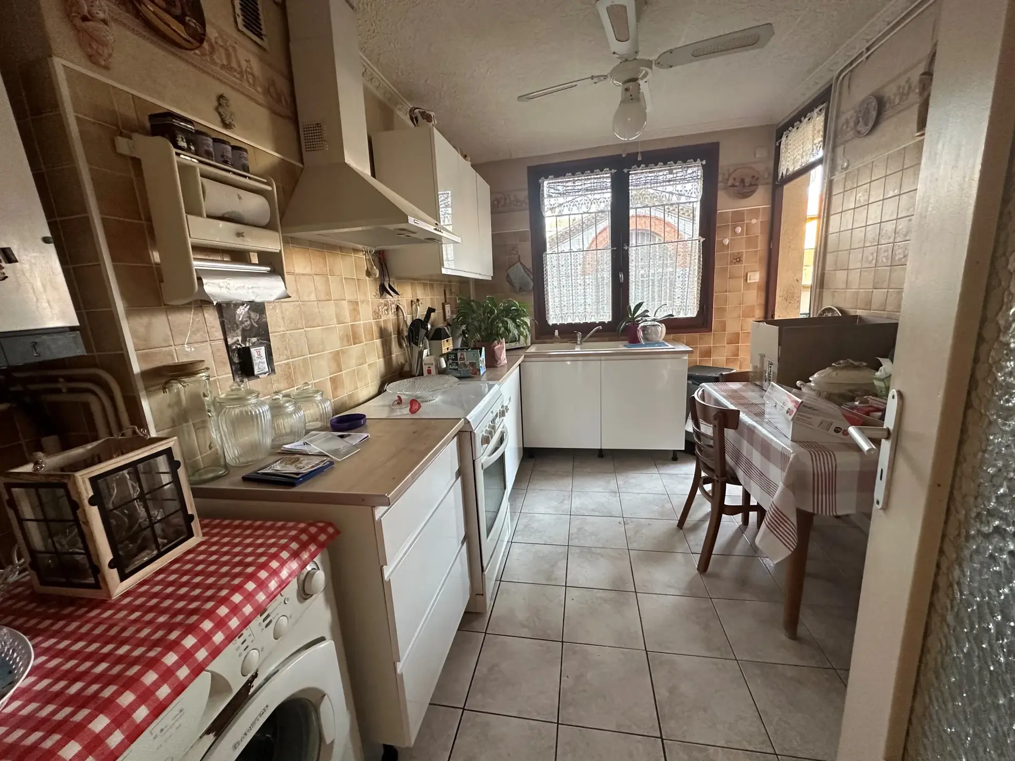 Appartement de 78 m² avec extérieur et parking proche du centre-ville de Carcassonne 