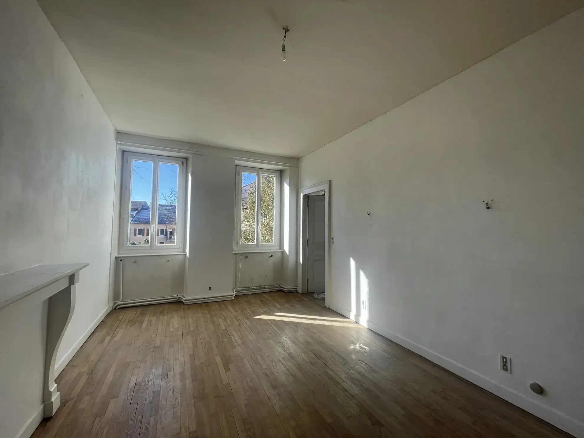 Appartement T3 lumineux à Pontarlier avec jardin et cave - Opportunité d'investissement ou résidence 