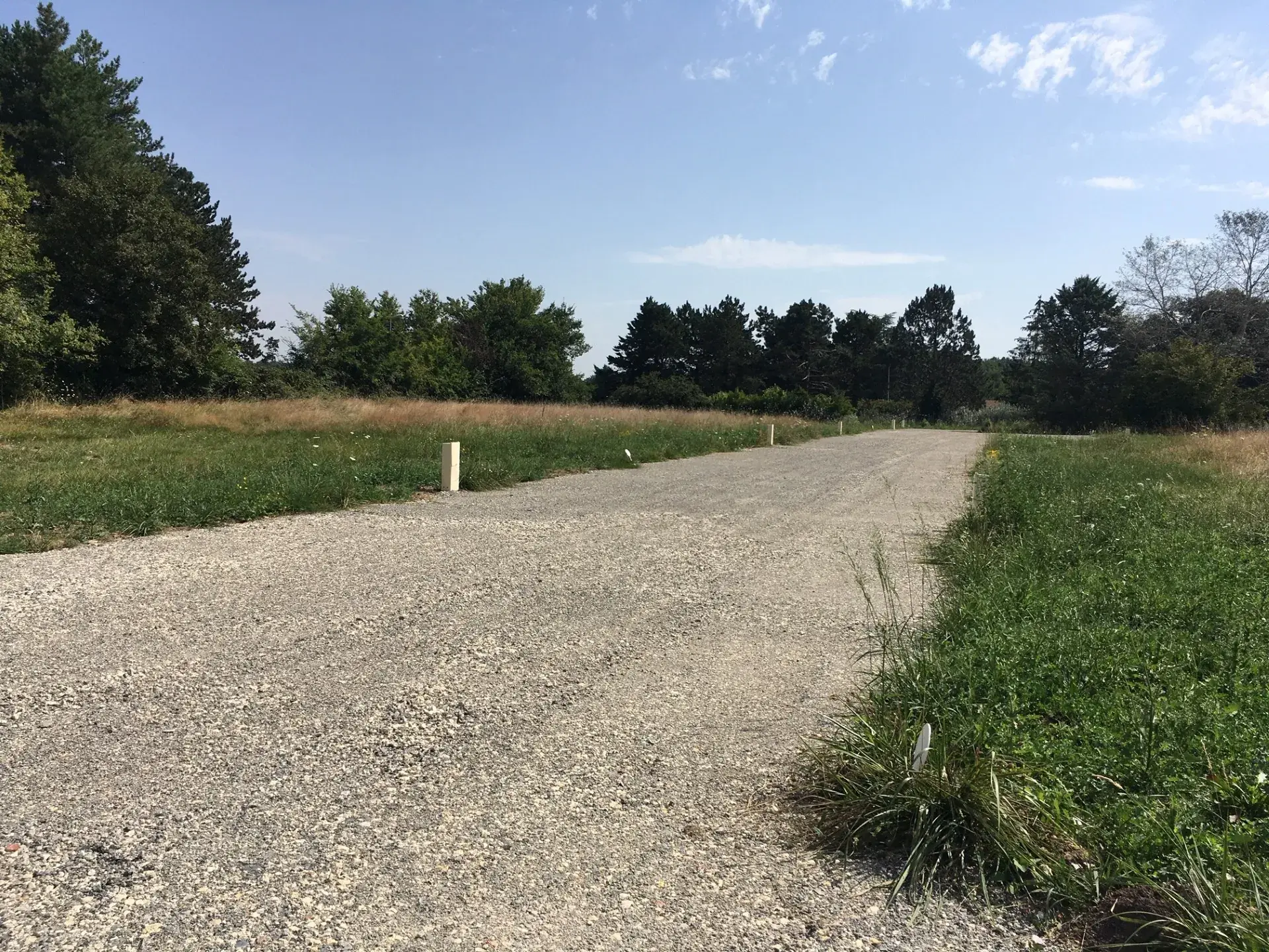 Terrain à bâtir de 455 m² à Fontcouverte près de Saintes