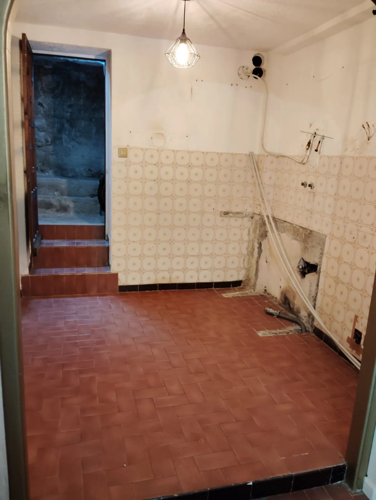 Maison de village à Fontan 120 m² avec jardin, terrasse et potentiel locatif 