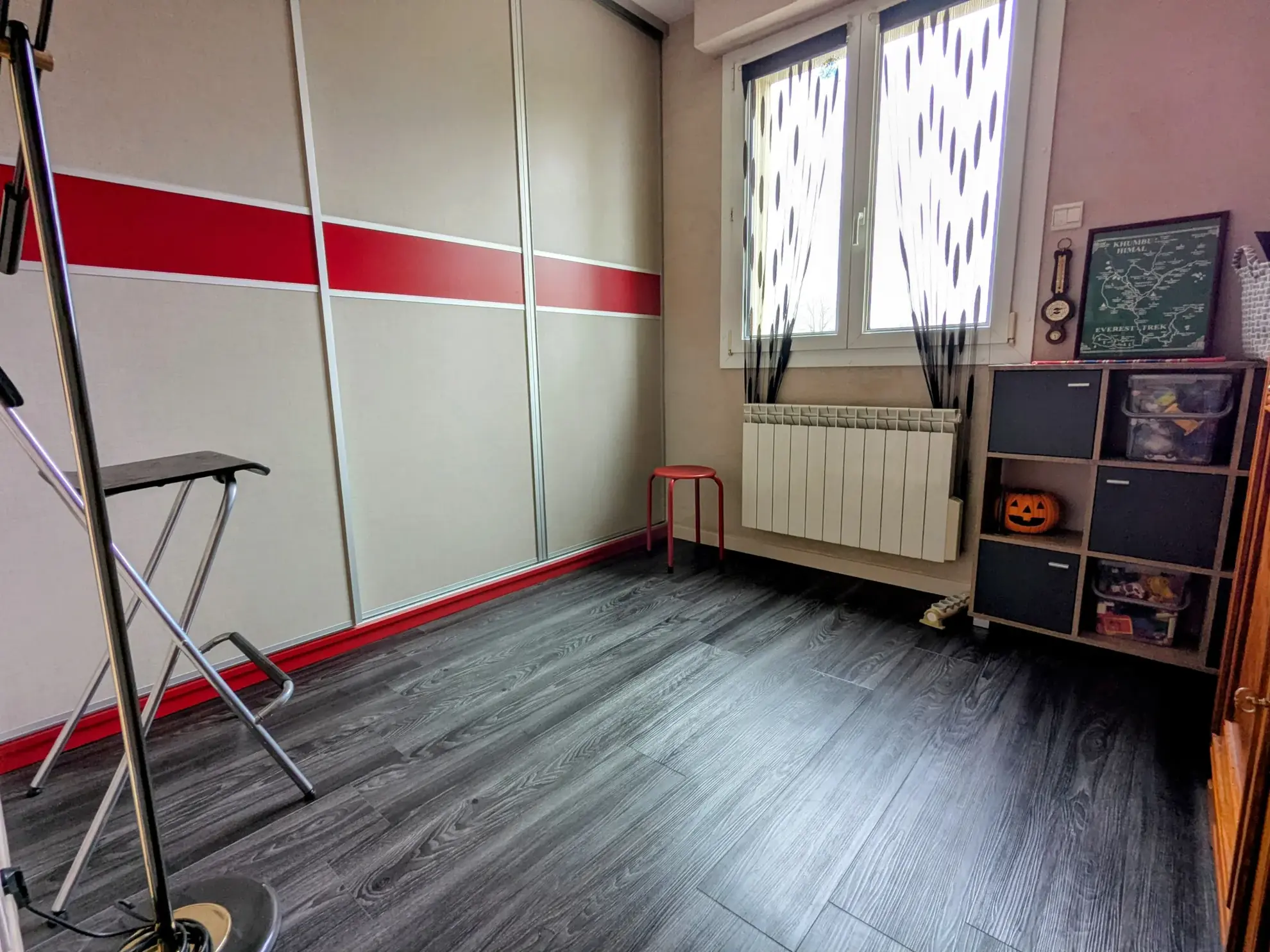 Belle maison familiale 4 chambres avec sous-sol complet à Casson 