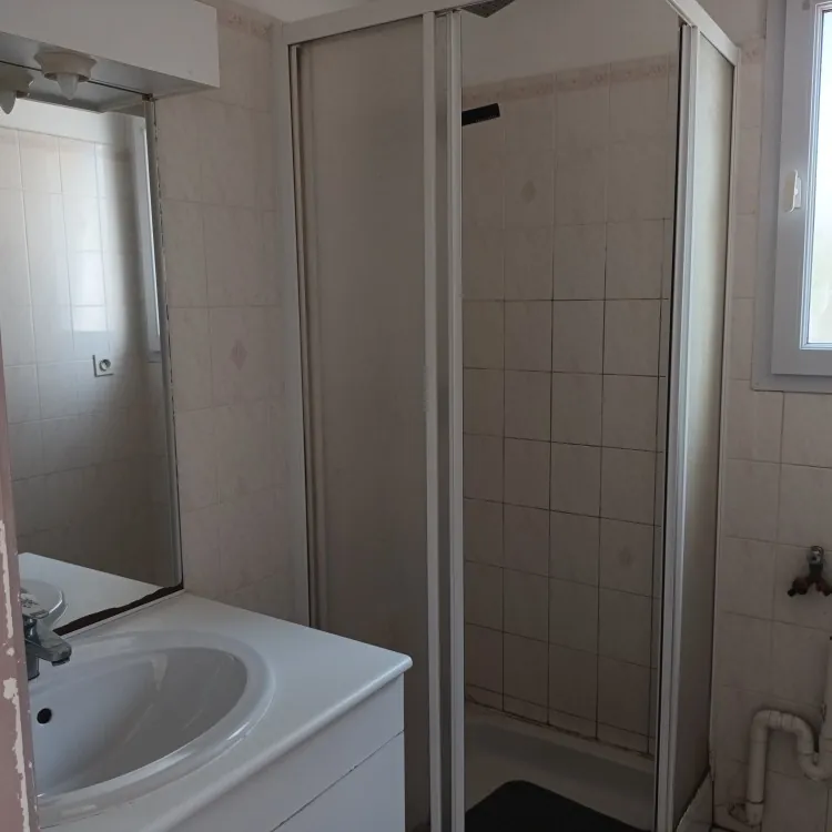 Maison de plain-pied à vendre près du centre du Clion-sur-Mer 