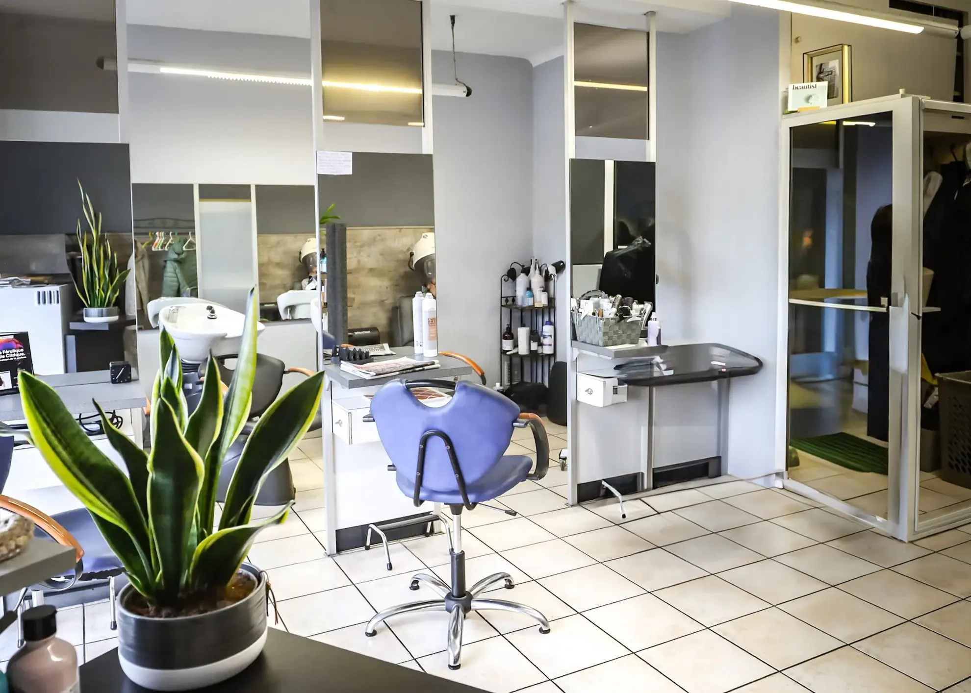 Appartement duplex avec local commercial et garage à Carcassonne - Investissement ou activité 