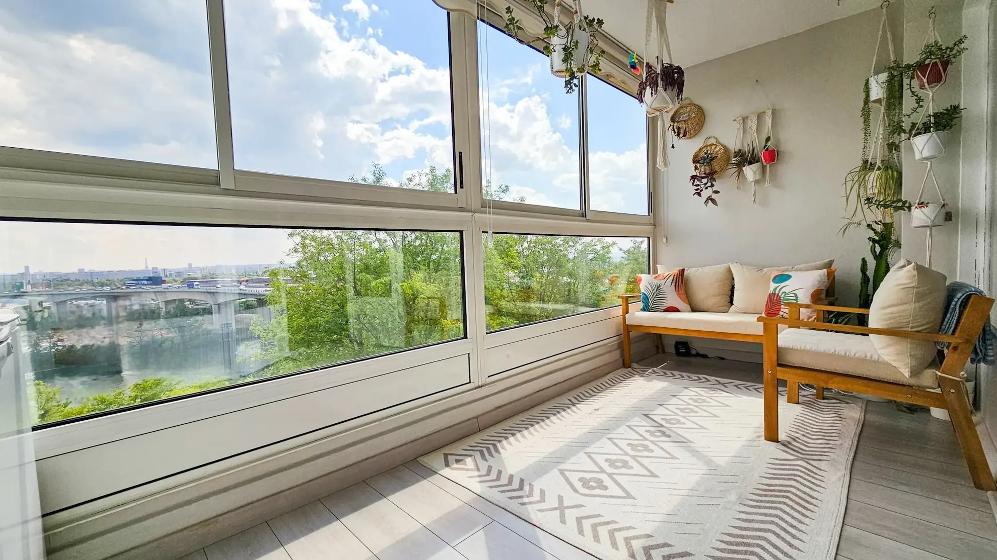 Appartement 3 pièces avec loggia et vue Tour Eiffel à Argenteuil 