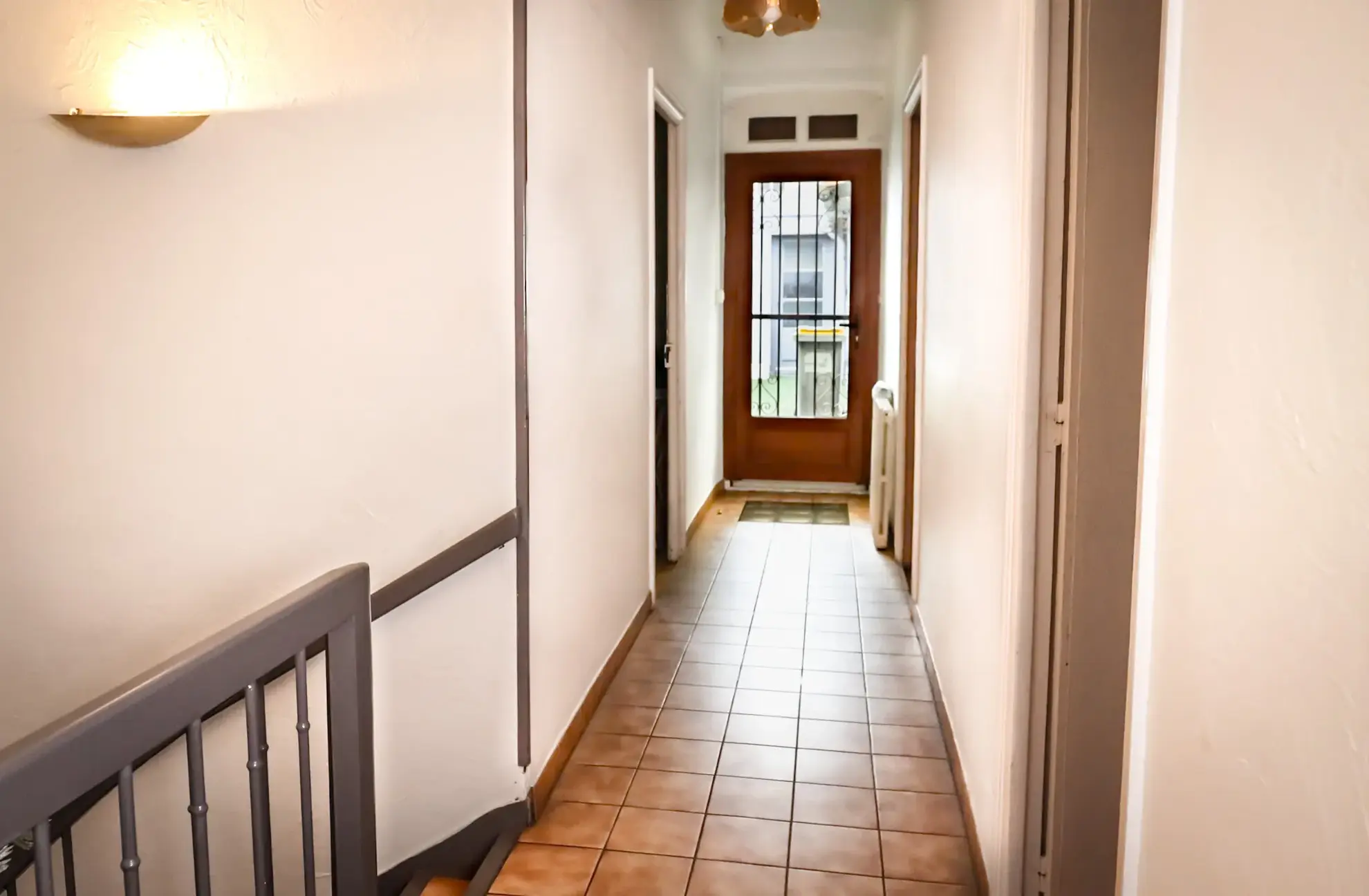 Appartement duplex avec local commercial et garage à Carcassonne - Investissement ou activité 