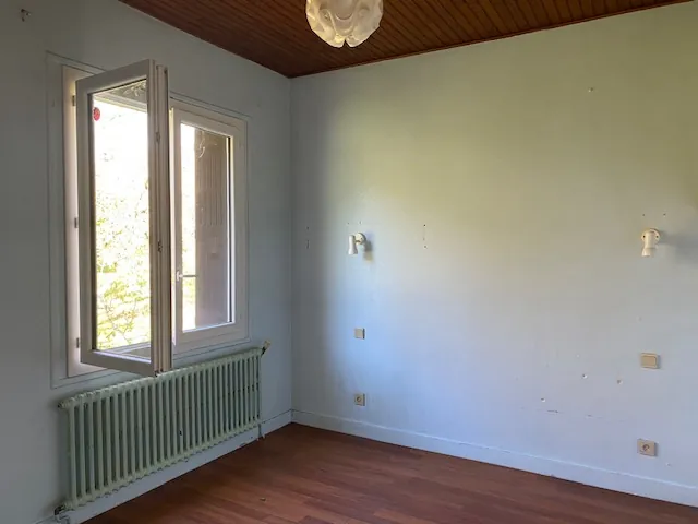 Maison familiale de 174 m² avec 5 chambres en Dordogne, proche village 