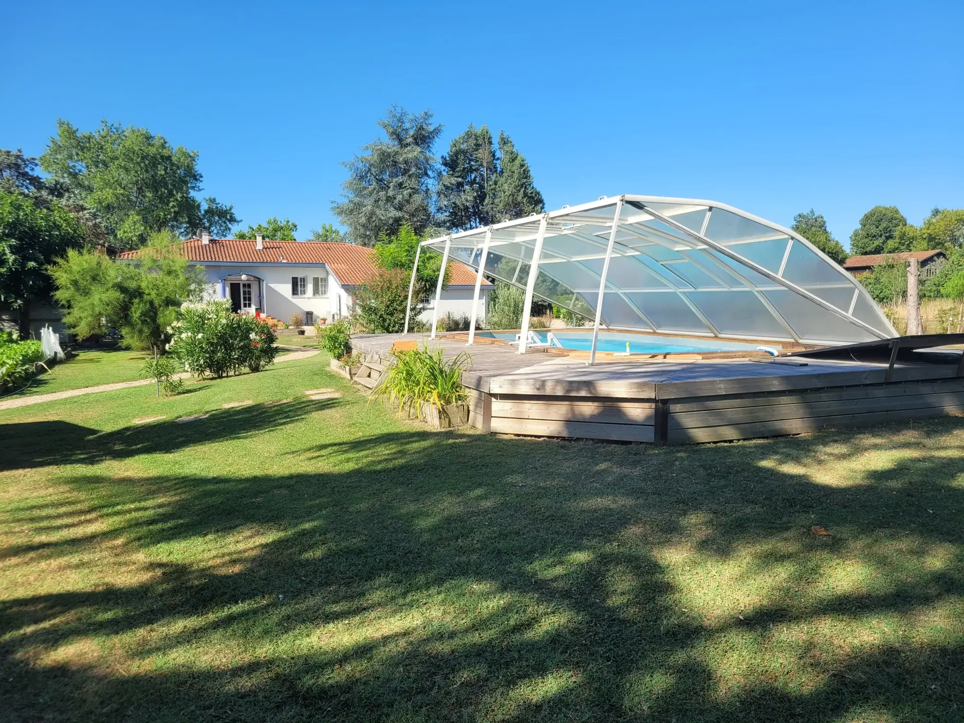 Maison 4 chambres avec parc et piscine à Marmande en vente 