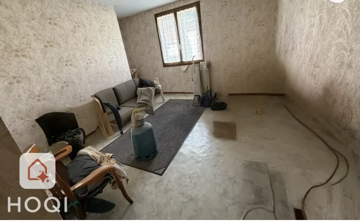 Belle maison à rénover de 135 m² avec grands hangars sur terrain de 22 ares à Bambiderstroff 