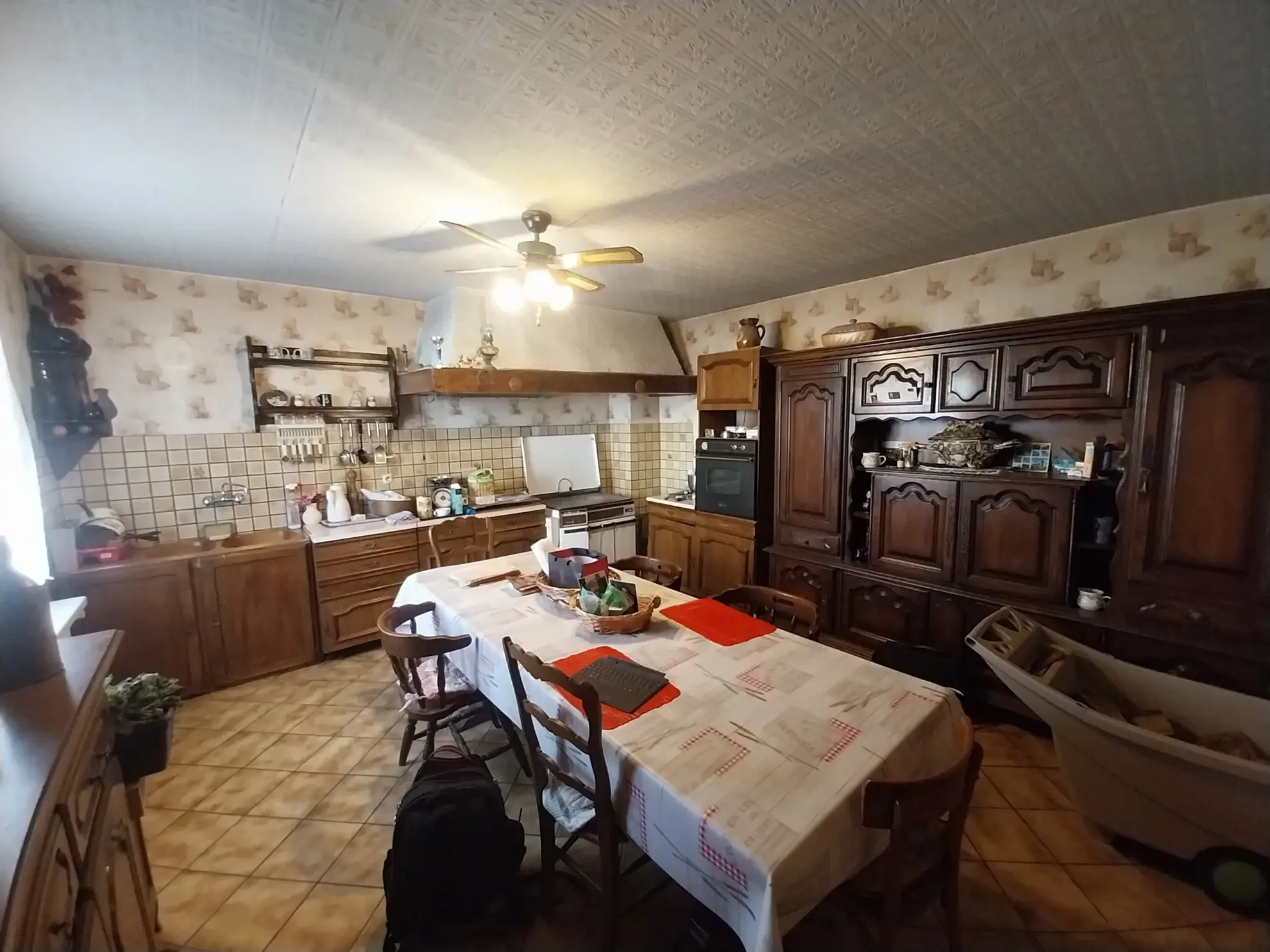 Belle maison à rénover de 135 m² avec grands hangars sur terrain de 22 ares à Bambiderstroff 