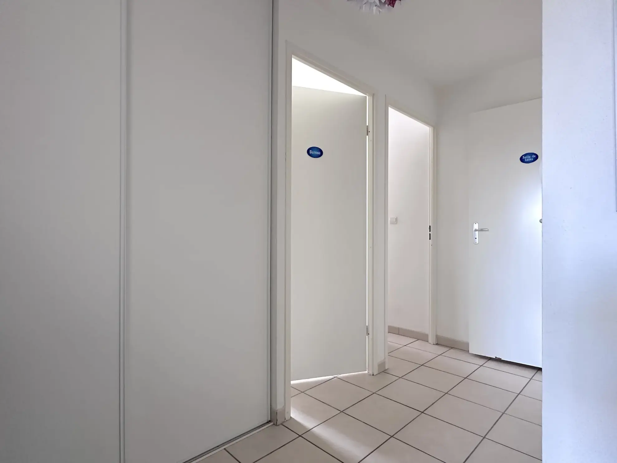 Appartement de 62 m² avec terrasse et parking à Poitiers, proche commodités 