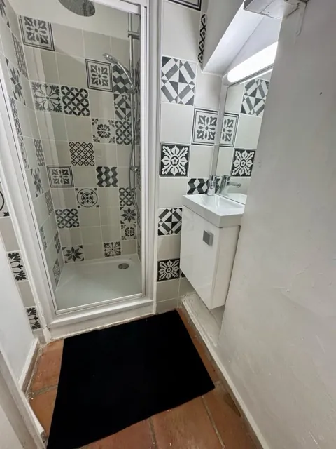 Appartement T1 avec balcony à vendre au centre-ville d'Aix-en-Provence 