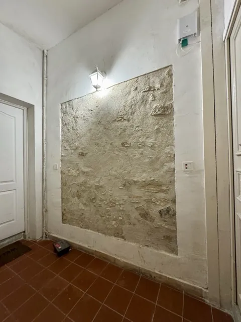 Appartement T1 avec balcony à vendre au centre-ville d'Aix-en-Provence 