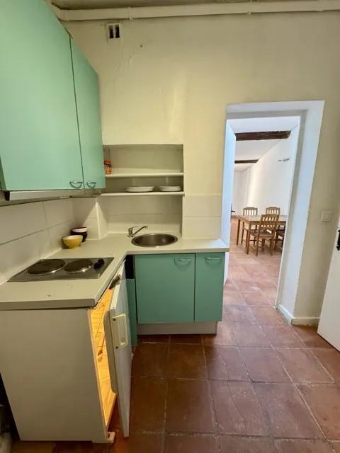 Appartement T1 avec balcony à vendre au centre-ville d'Aix-en-Provence 