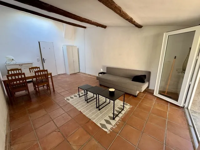 Appartement T1 avec balcony à vendre au centre-ville d'Aix-en-Provence 