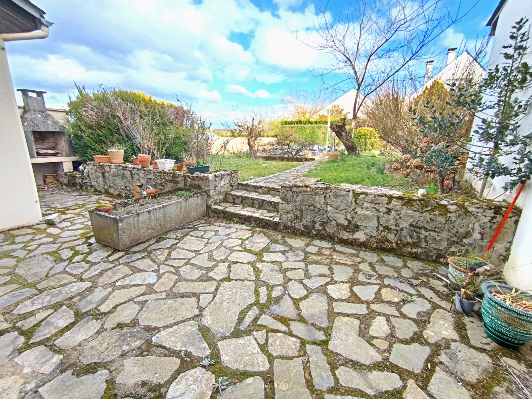 Charmante Maison 5 pièces à Onet-le-Château avec vue panoramique et garage